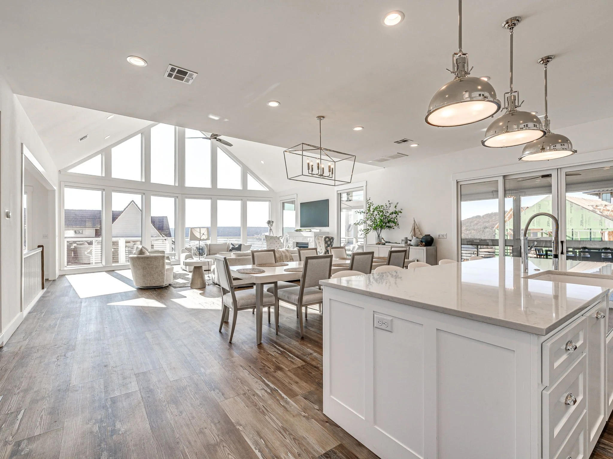 88-web-or-mls-121 Lower Green Way-88.jpg