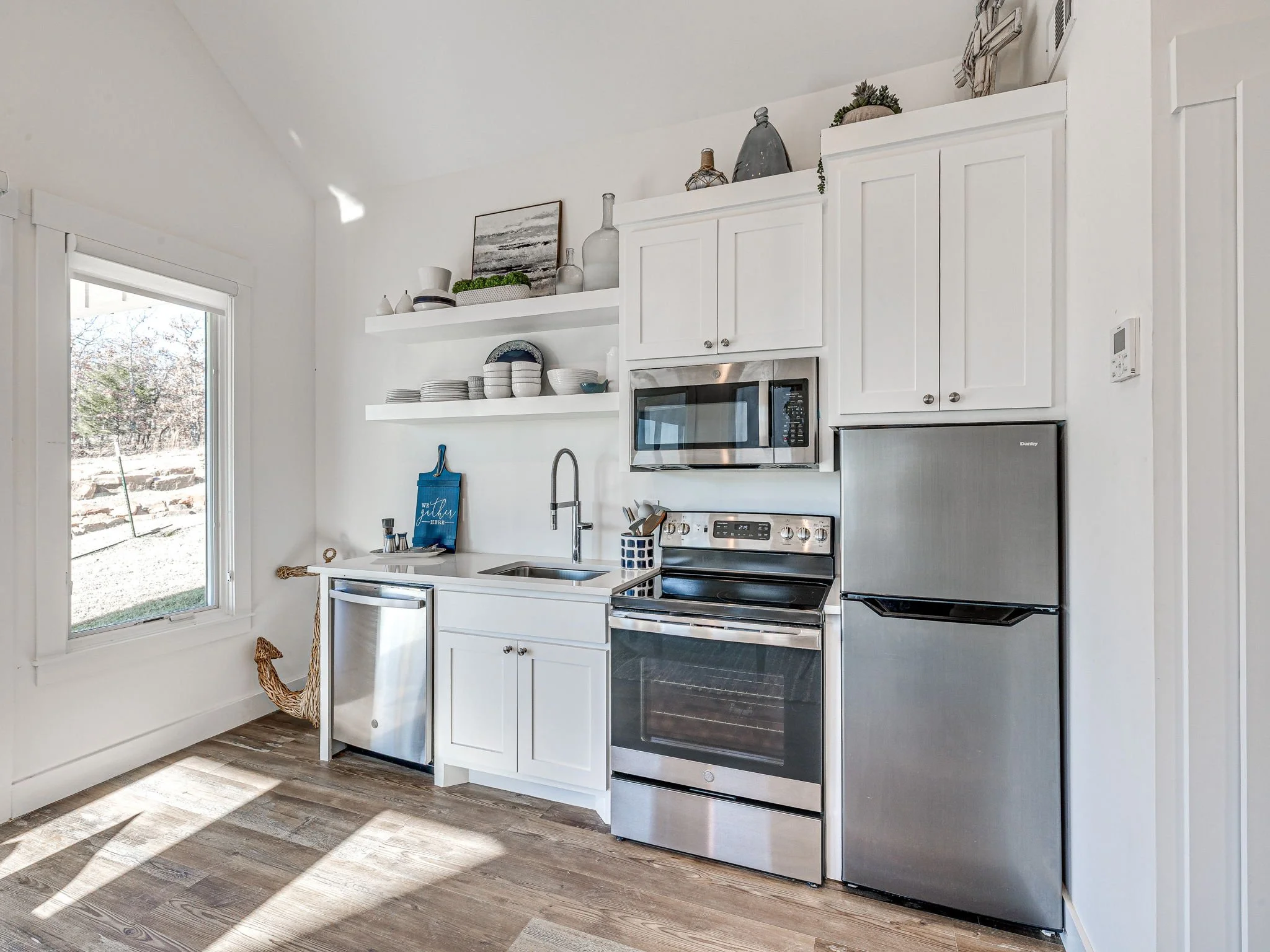 97-web-or-mls-121 Lower Green Way-97.jpg
