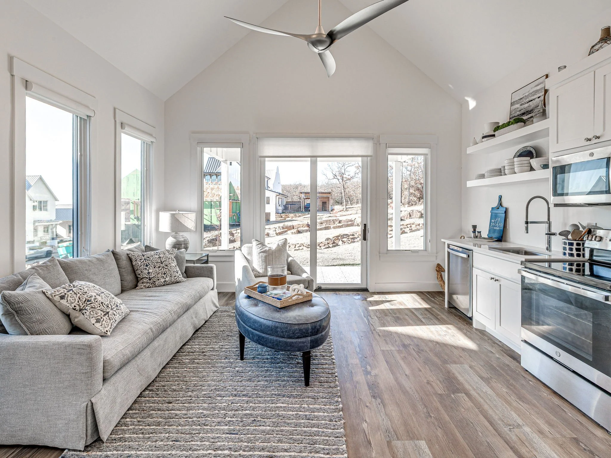 99-web-or-mls-121 Lower Green Way-99.jpg