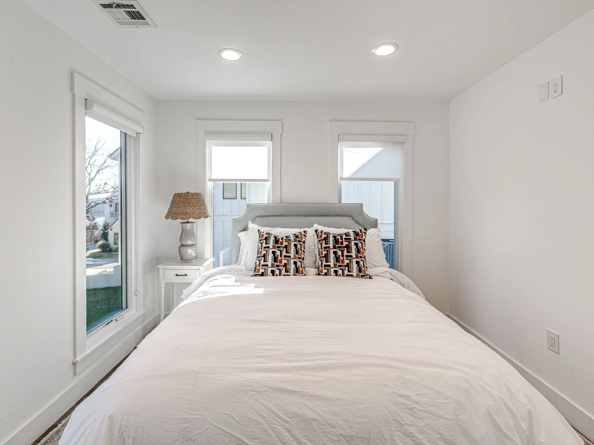 101-web-or-mls-121 Lower Green Way-101.jpg