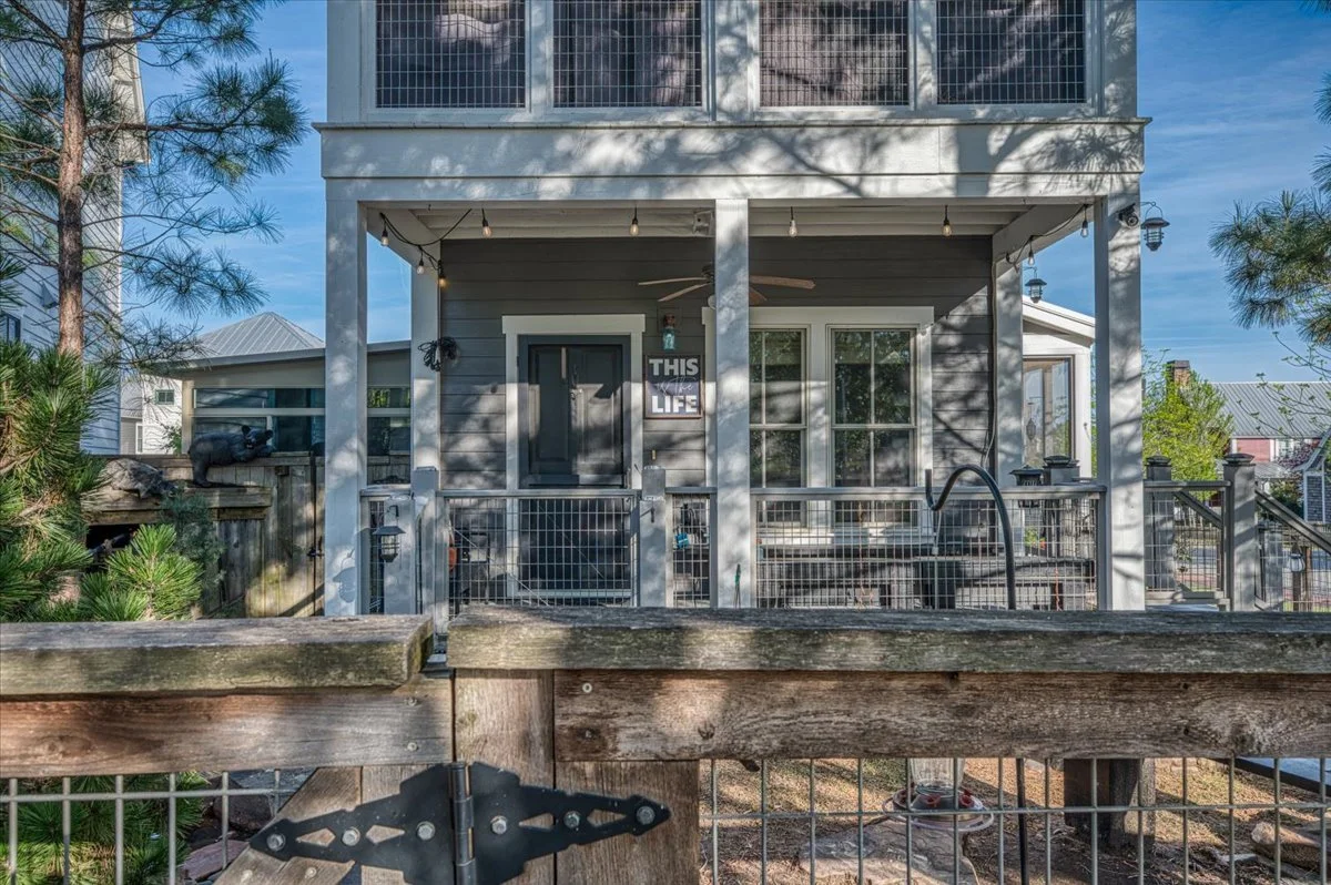 14-37 Firefly Lane-49.jpg