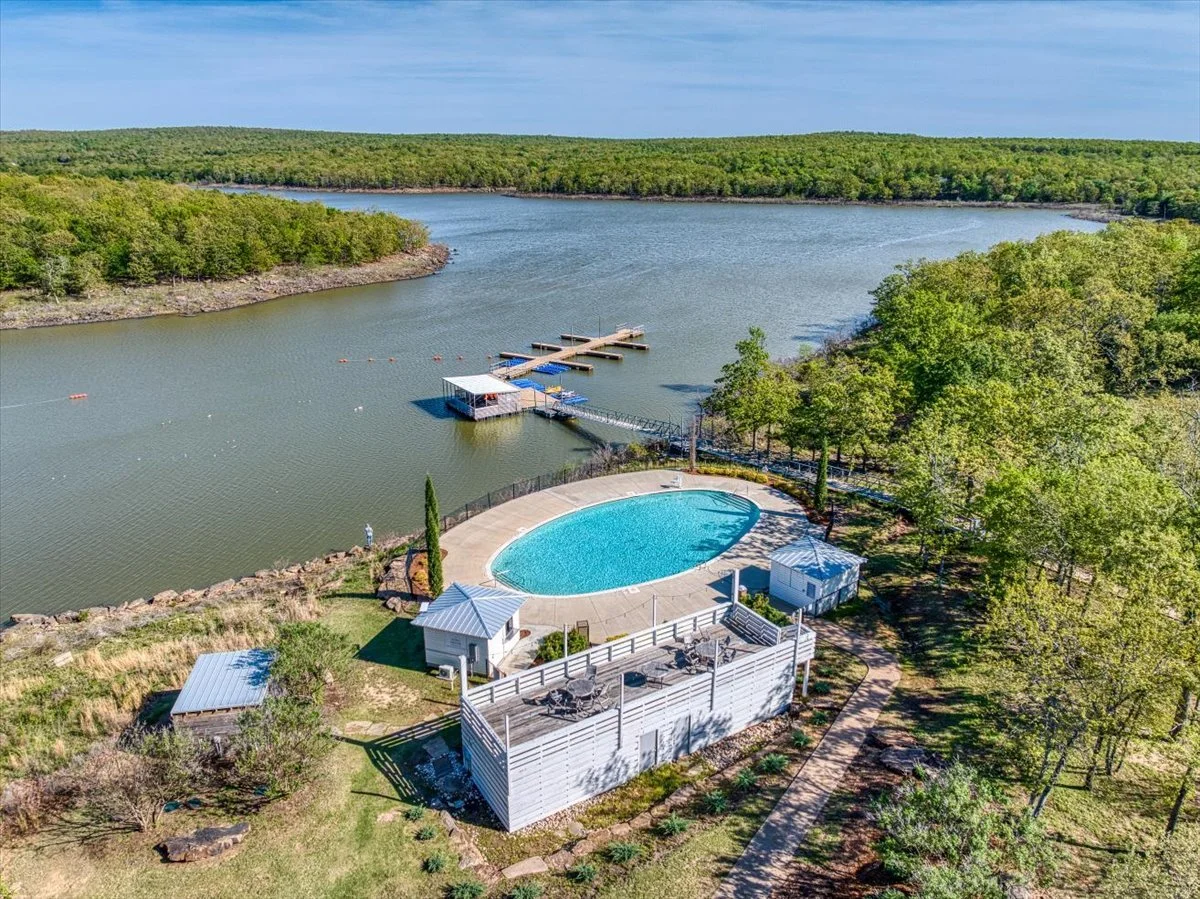 19-37 Firefly Lane-5.jpg