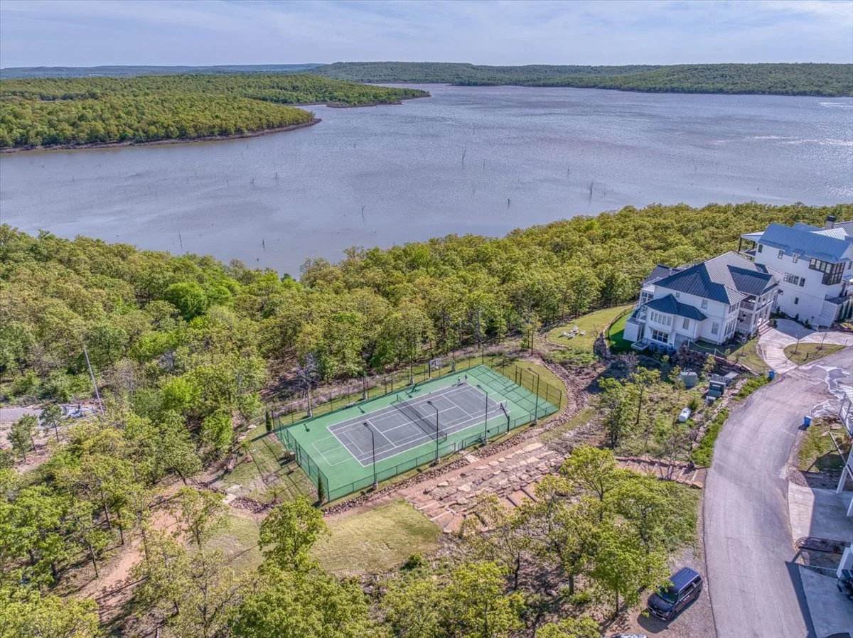 25-37 Firefly Lane-11.jpg