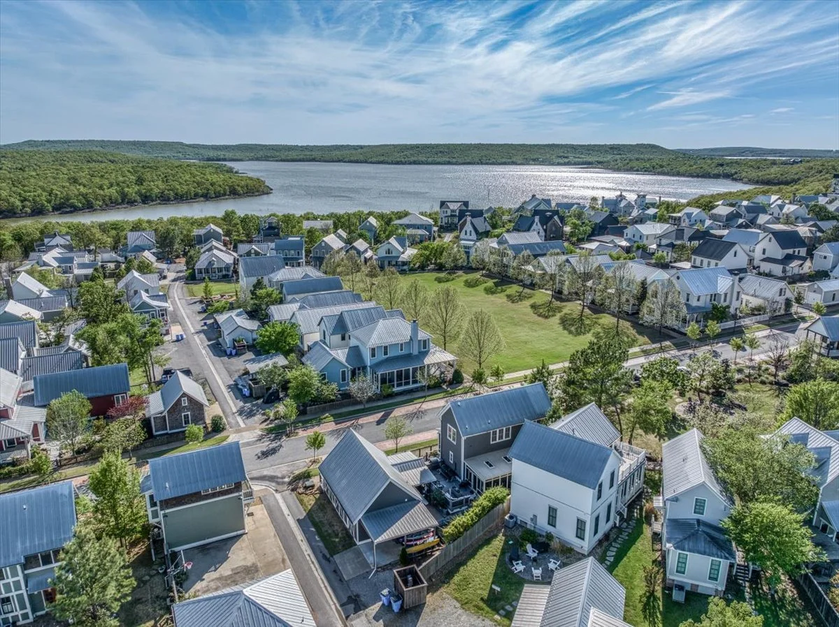 31-37 Firefly Lane-20.jpg