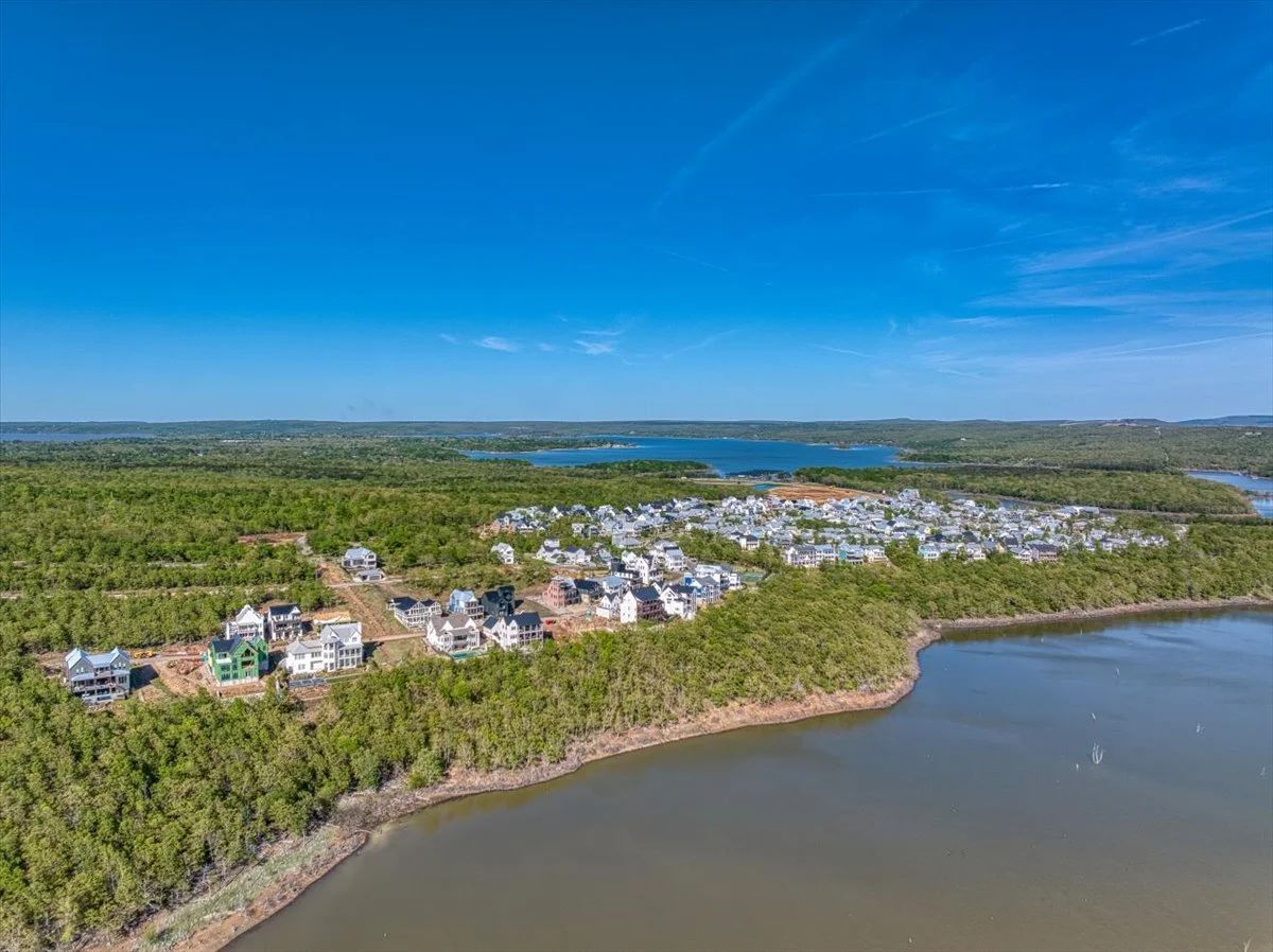 35-37 Firefly Lane-24.jpg