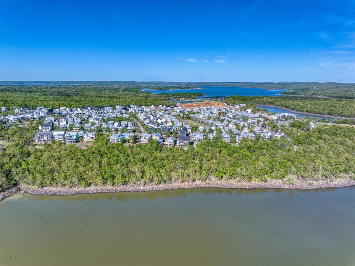 37-37 Firefly Lane-26.jpg