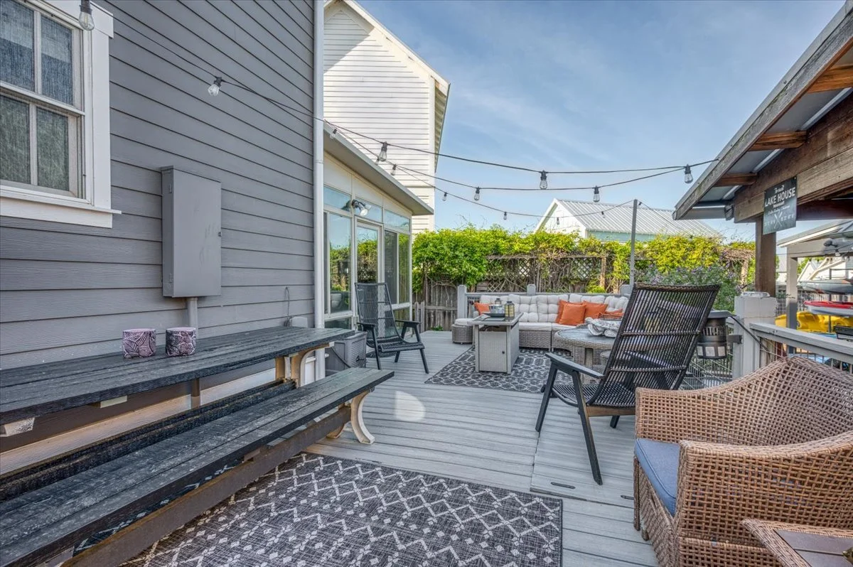 40-37 Firefly Lane-38.jpg