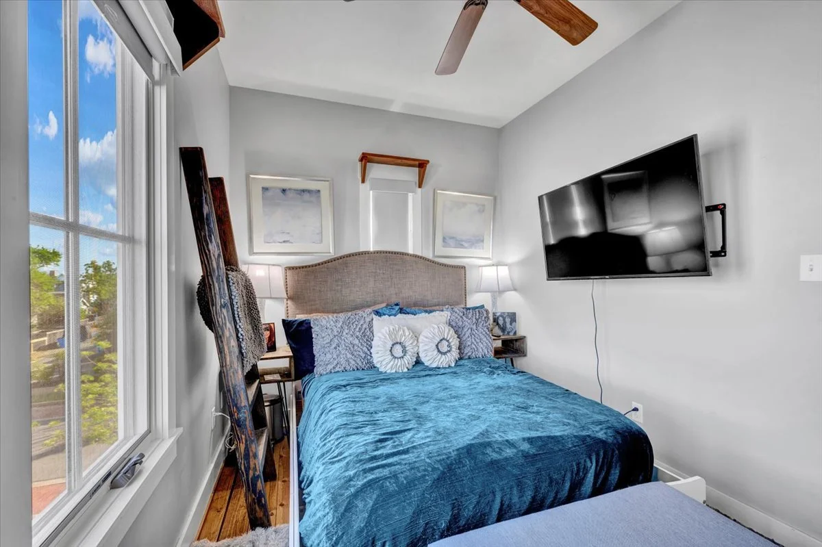 63-37 Firefly Lane-69.jpg