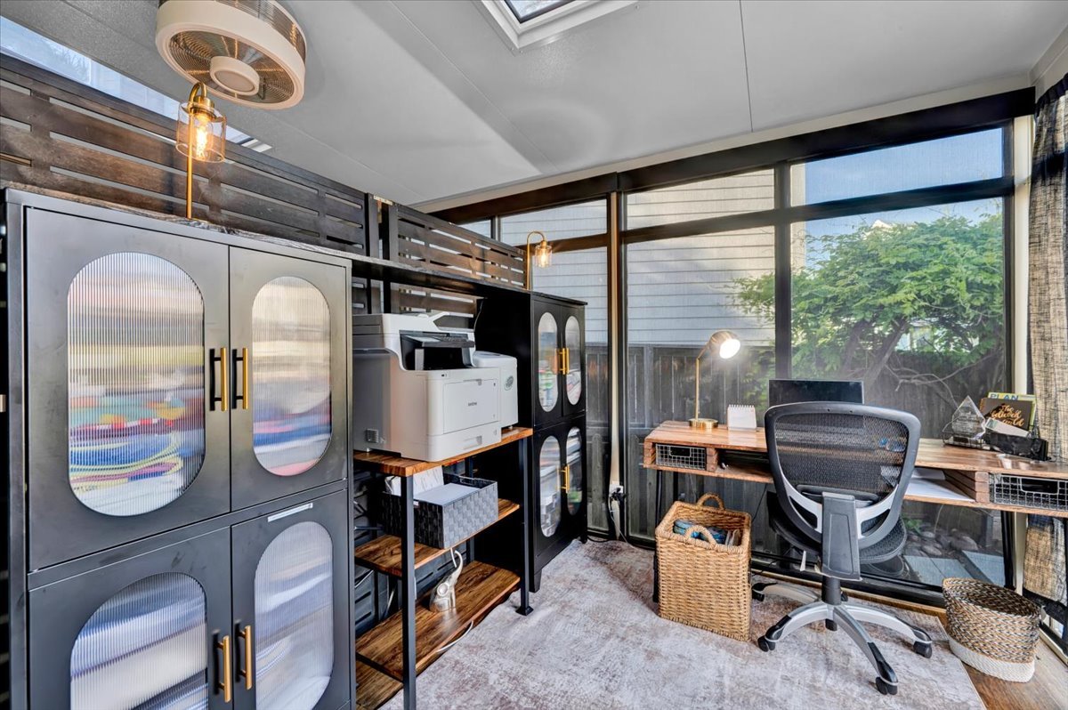 71-37 Firefly Lane-77.jpg