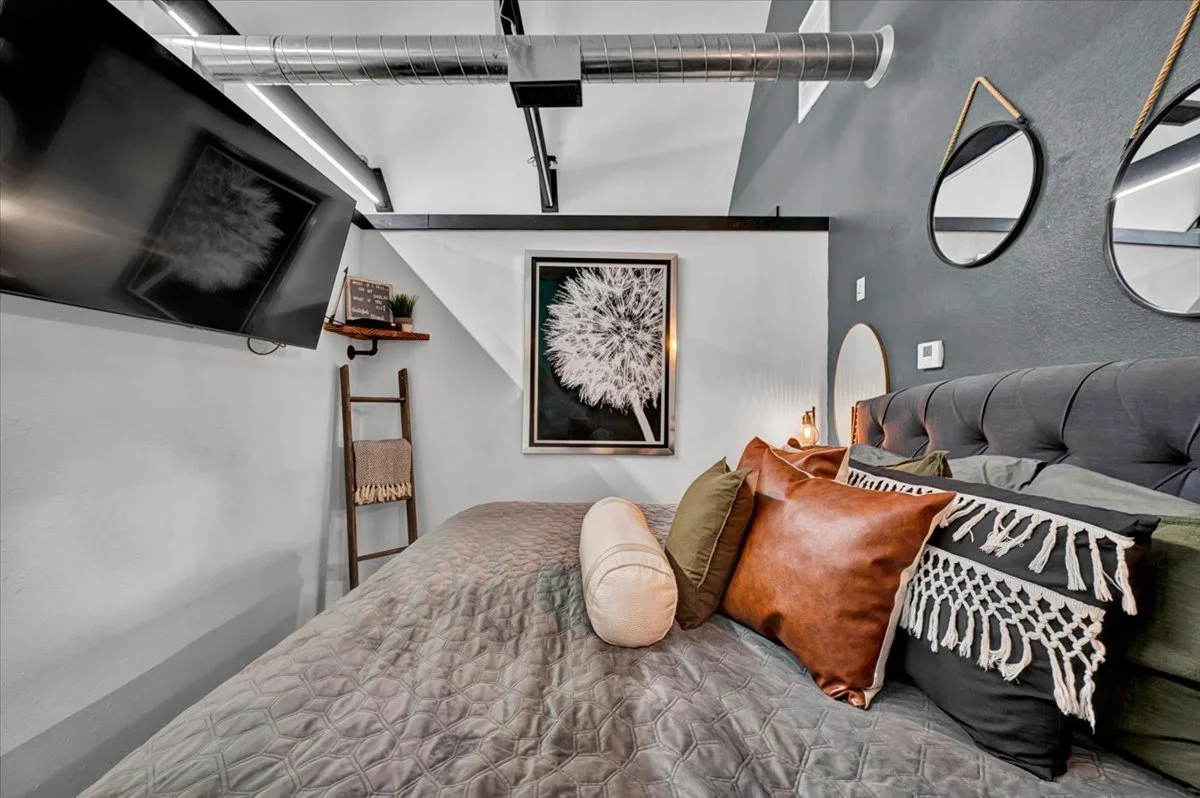 85-37 Firefly Lane-91.jpg