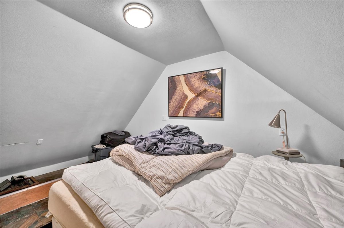 88-37 Firefly Lane-94.jpg