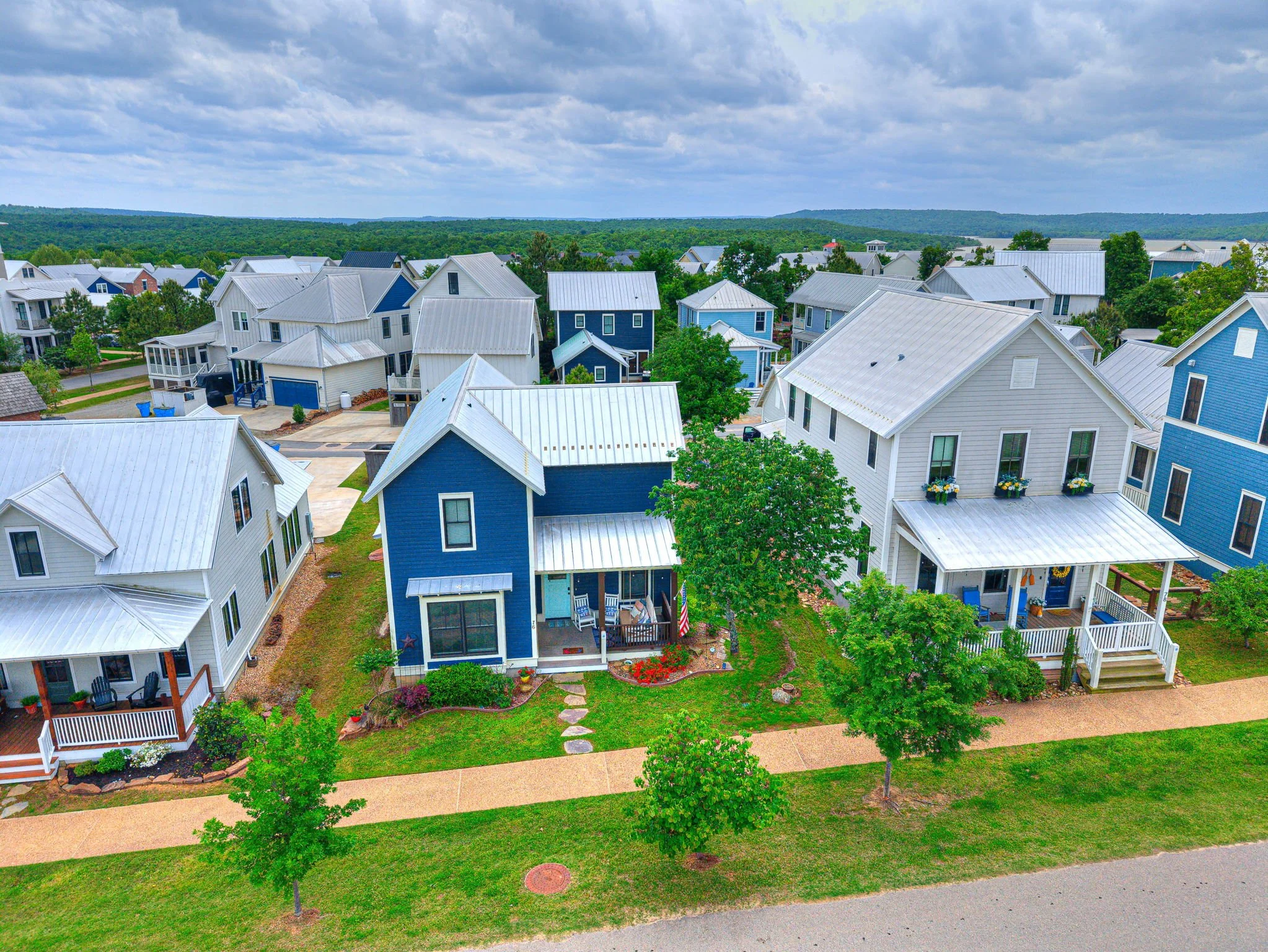 2-web-or-mls-76 Lower Green Way-2.jpg