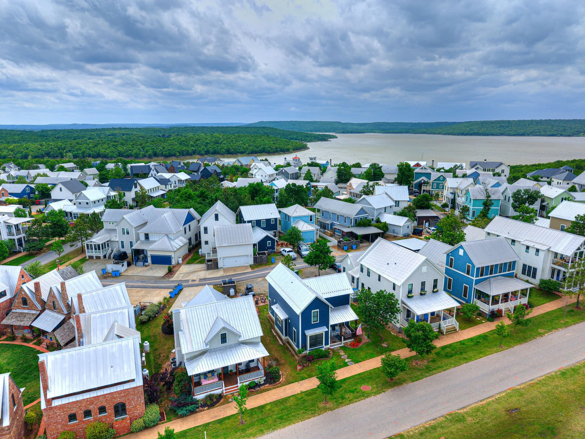 5-web-or-mls-76 Lower Green Way-5.jpg