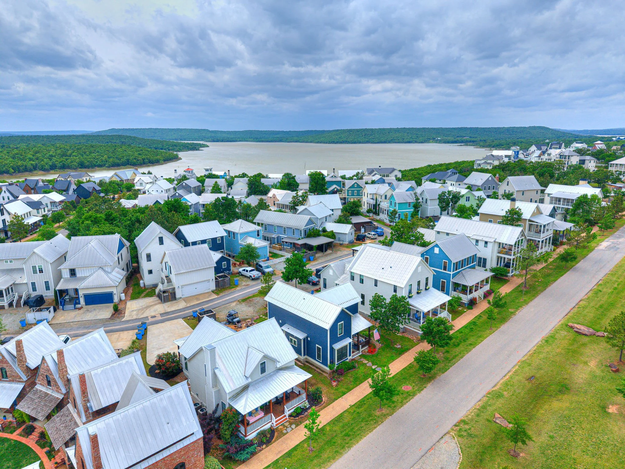 6-web-or-mls-76 Lower Green Way-6.jpg