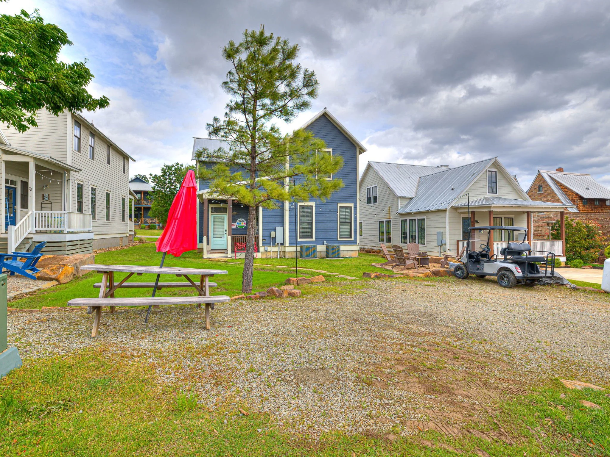 21-web-or-mls-76 Lower Green Way-21.jpg
