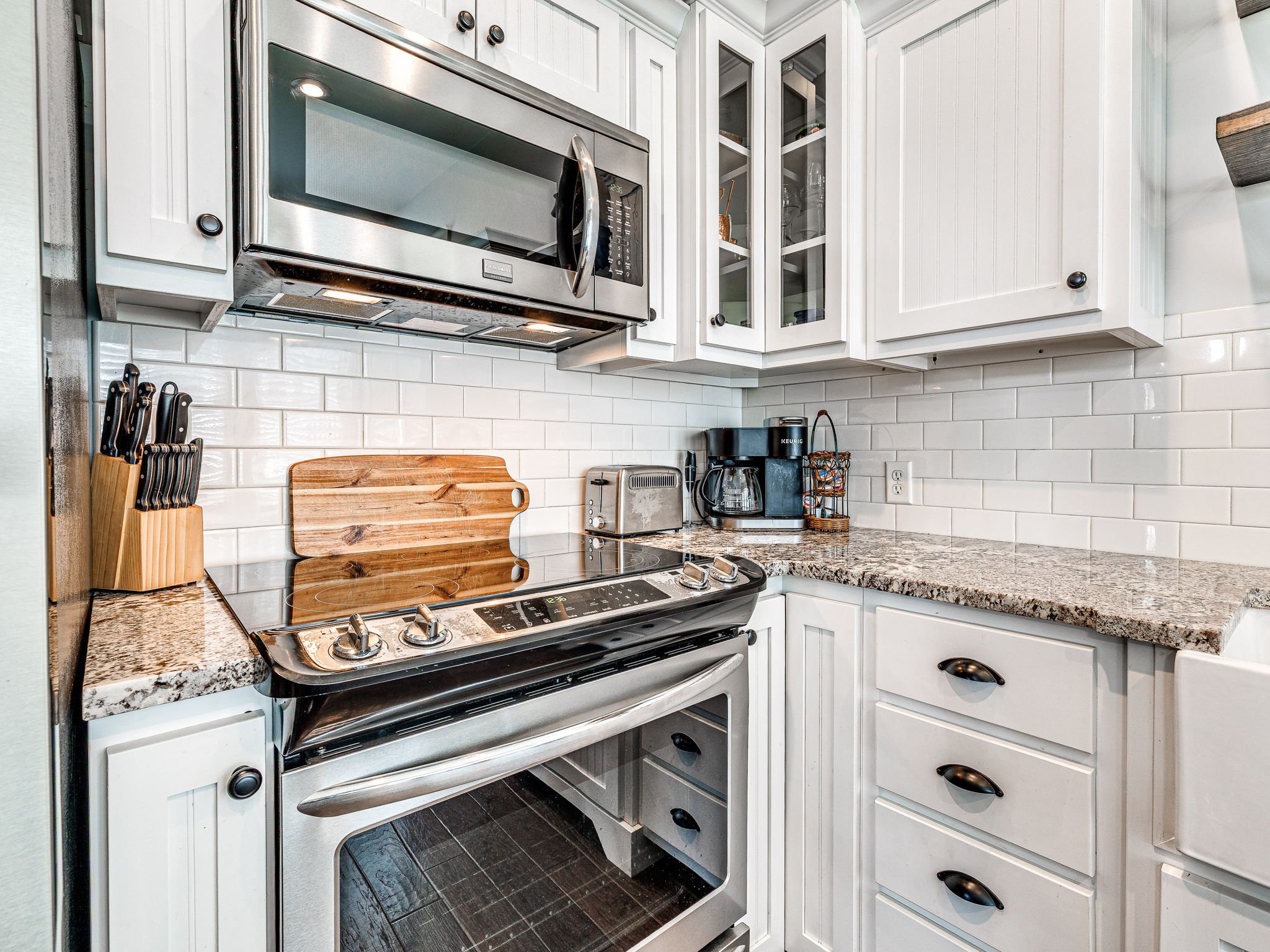 31-web-or-mls-76 Lower Green Way-31.jpg