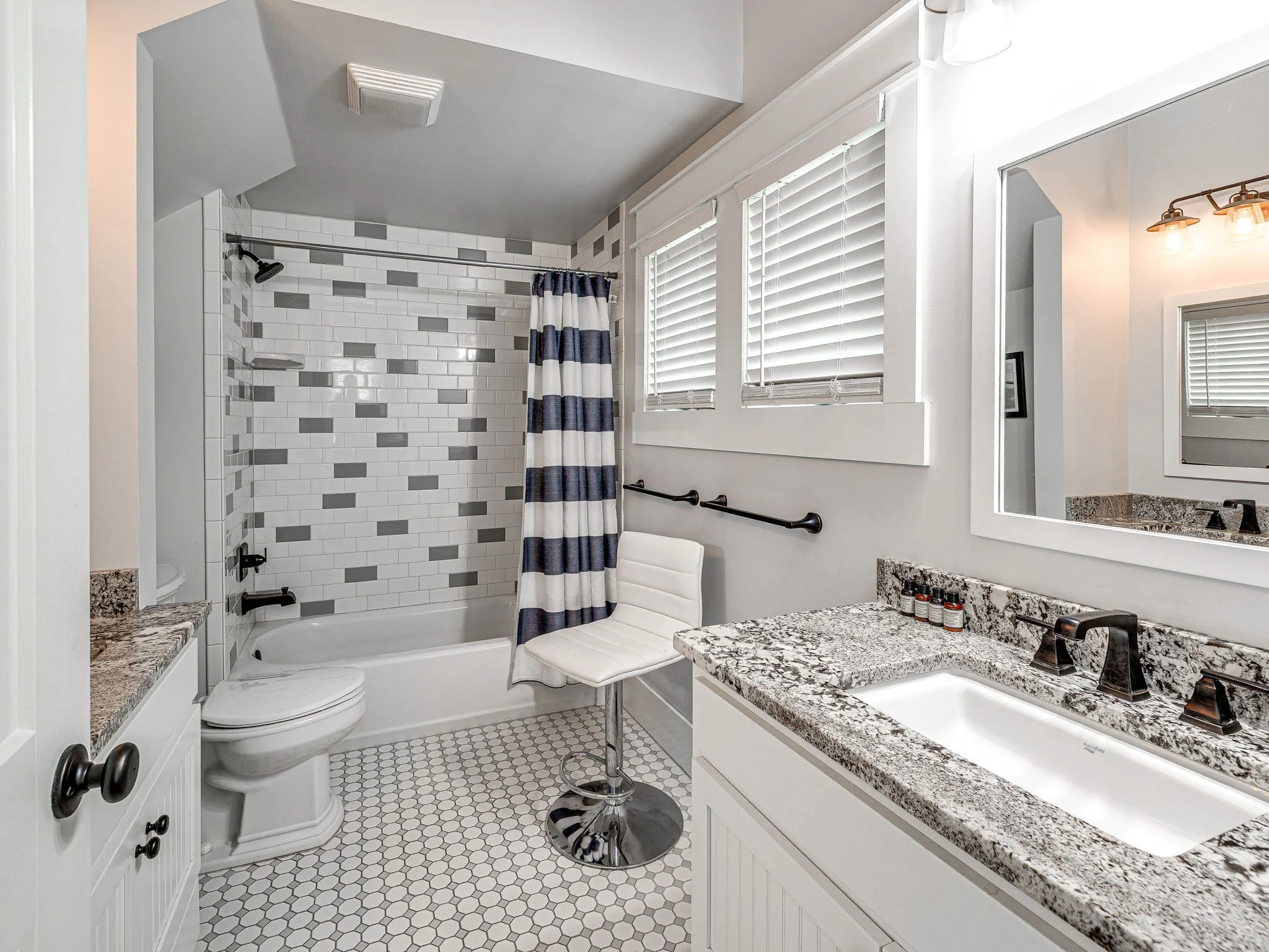 45-web-or-mls-76 Lower Green Way-45.jpg