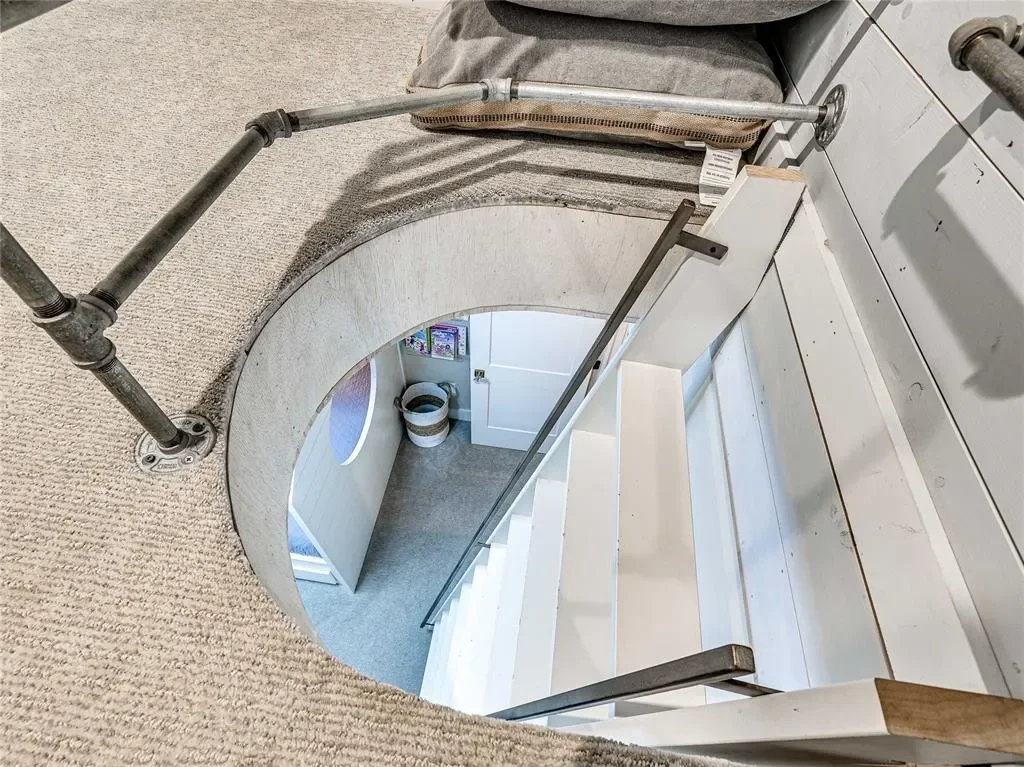 753ef0b993589b25b07cc5e87190e42dl-m2794512036rd-w1280_h960.webp