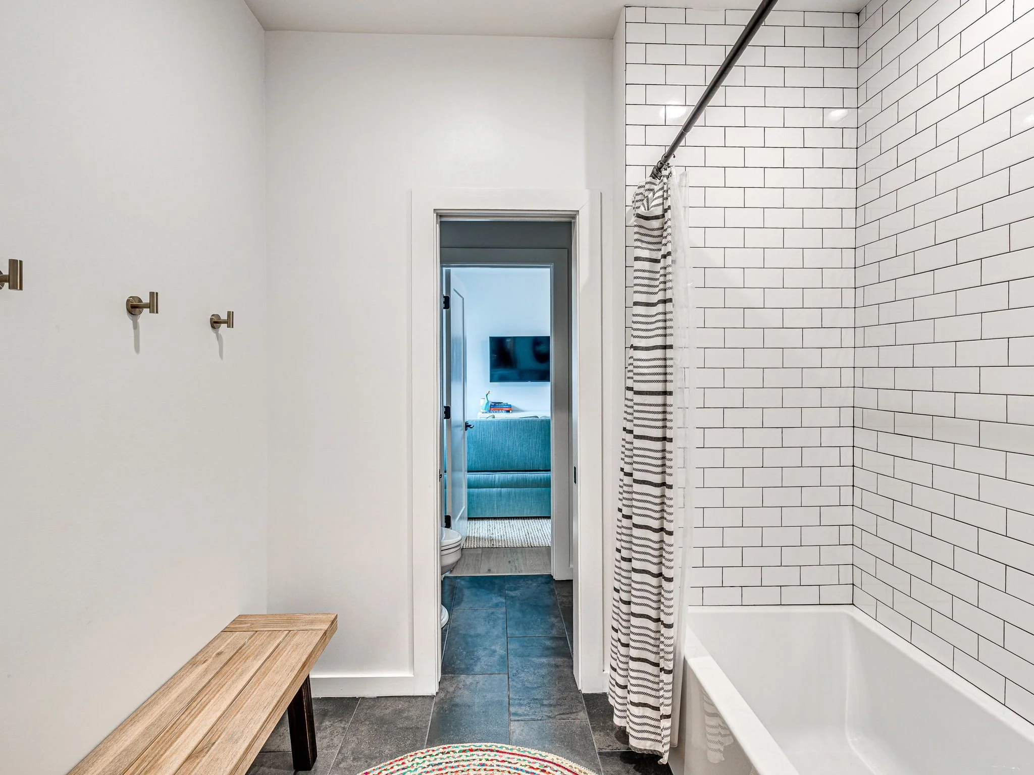 50-web-or-mls-57 Lower Greenway-50.jpg