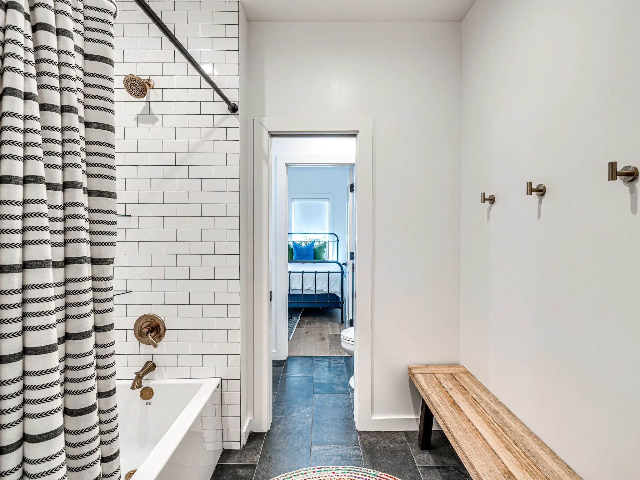 51-web-or-mls-57 Lower Greenway-51.jpg