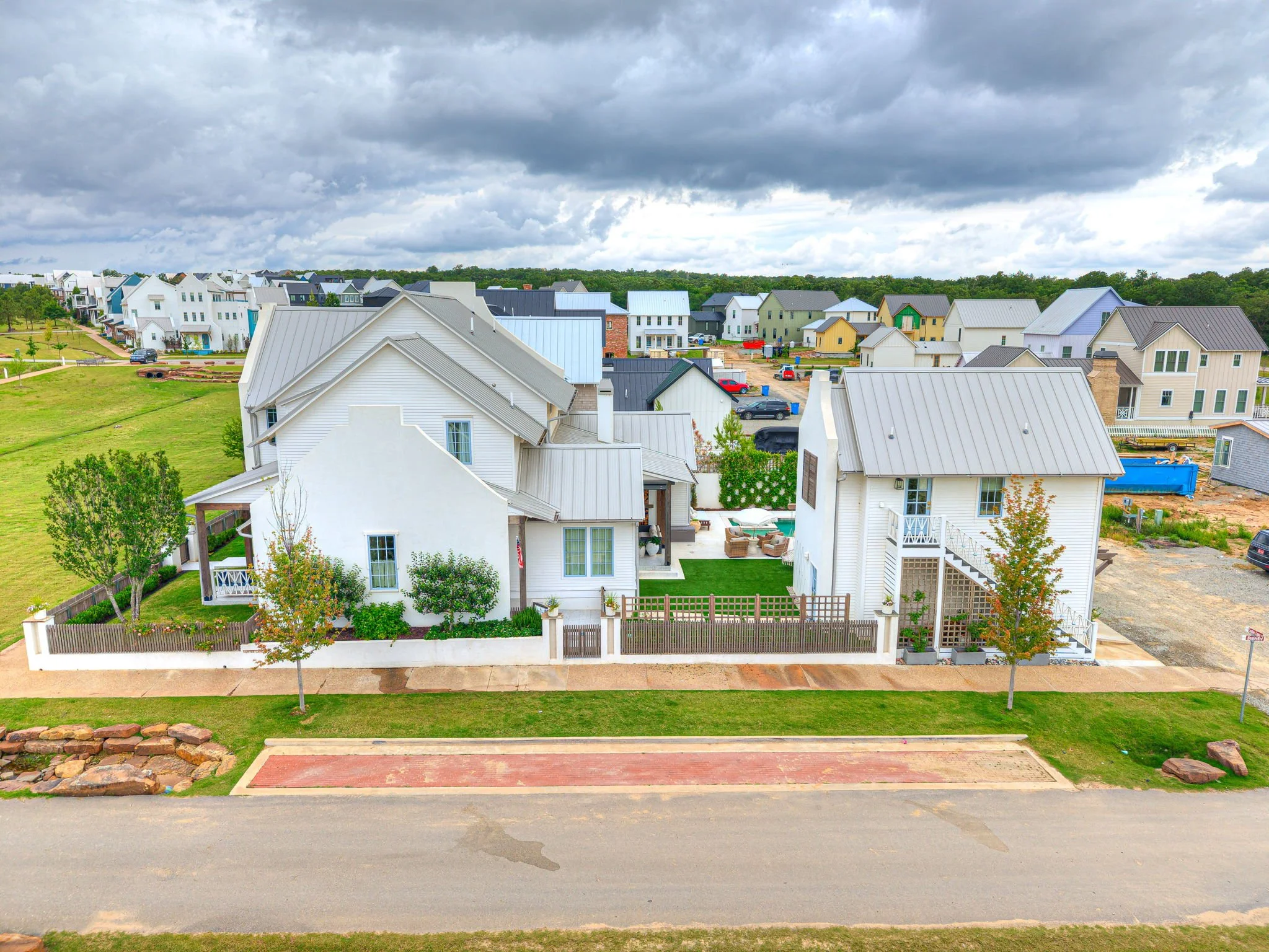 10-web-or-mls-58 Center Lane - Exterior-10.jpg