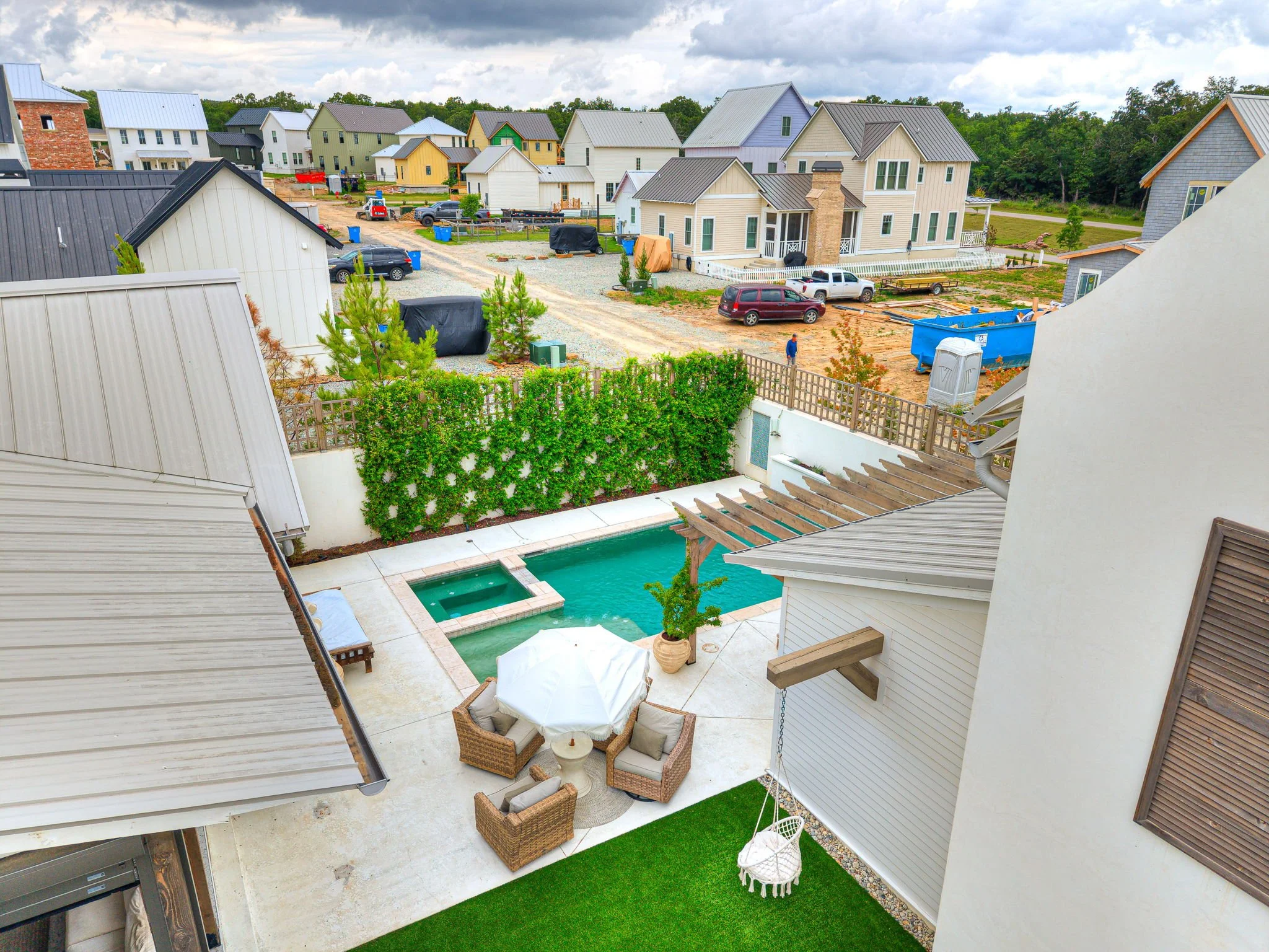 11-web-or-mls-58 Center Lane - Exterior-11.jpg