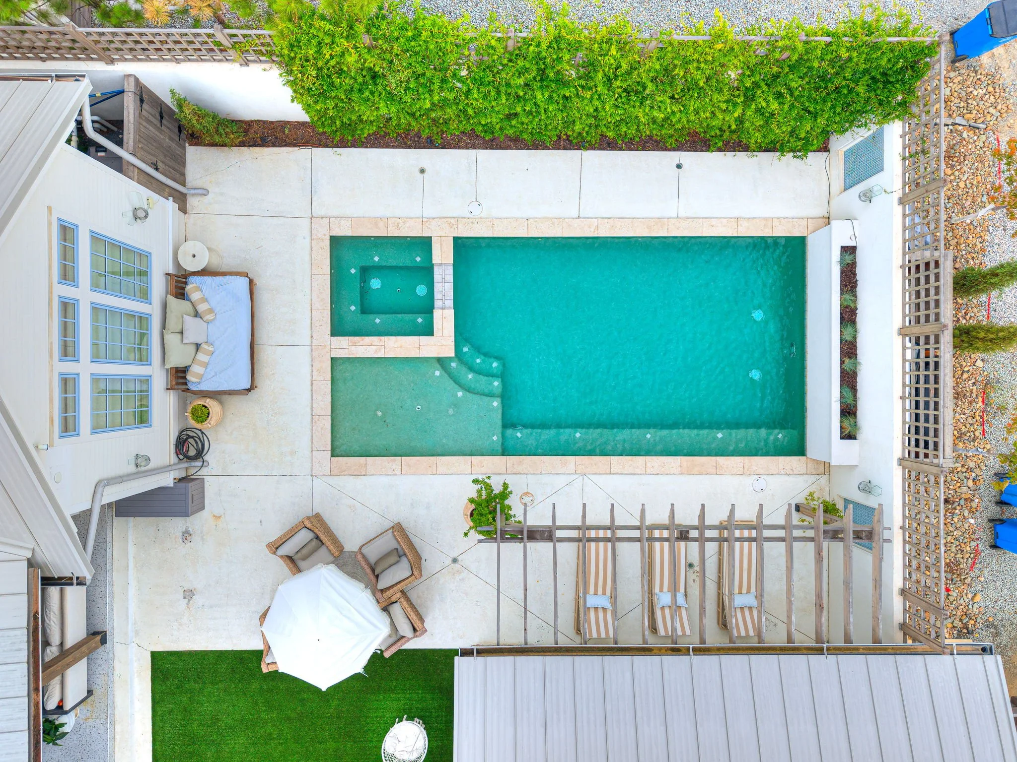 12-web-or-mls-58 Center Lane - Exterior-12.jpg