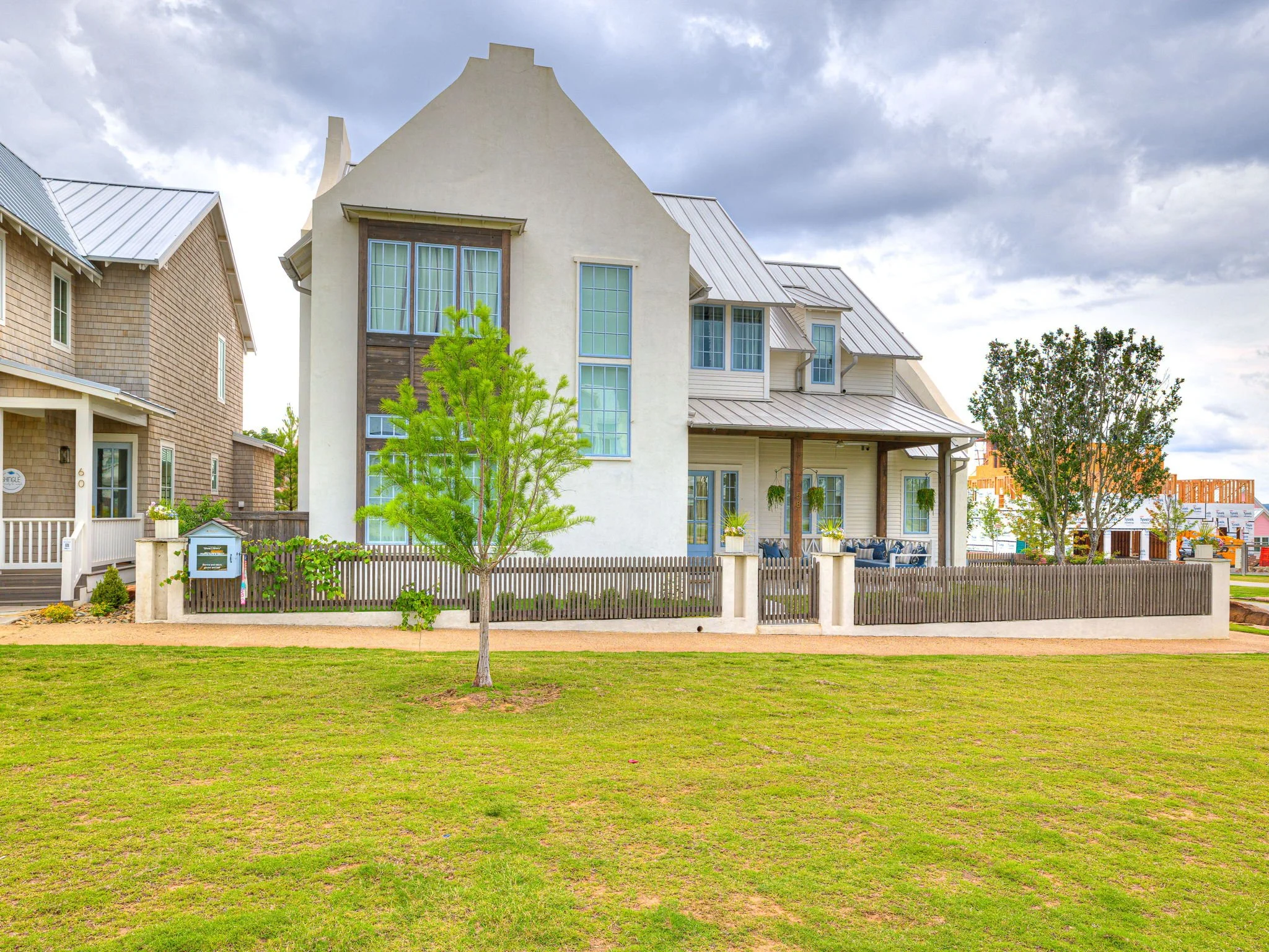 17-web-or-mls-58 Center Lane - Exterior-17.jpg
