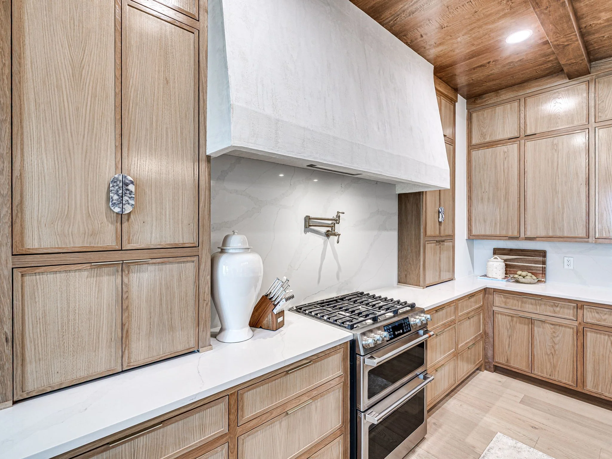 24-web-or-mls-62 Hill-24.jpg