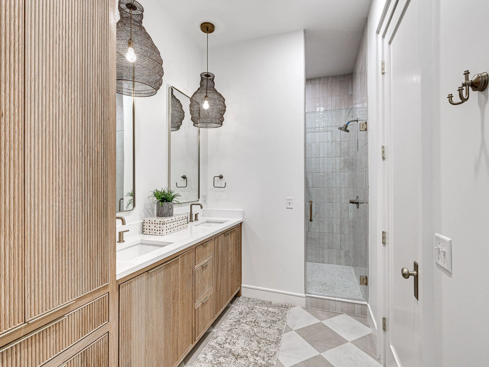 36-web-or-mls-62 Hill-36.jpg