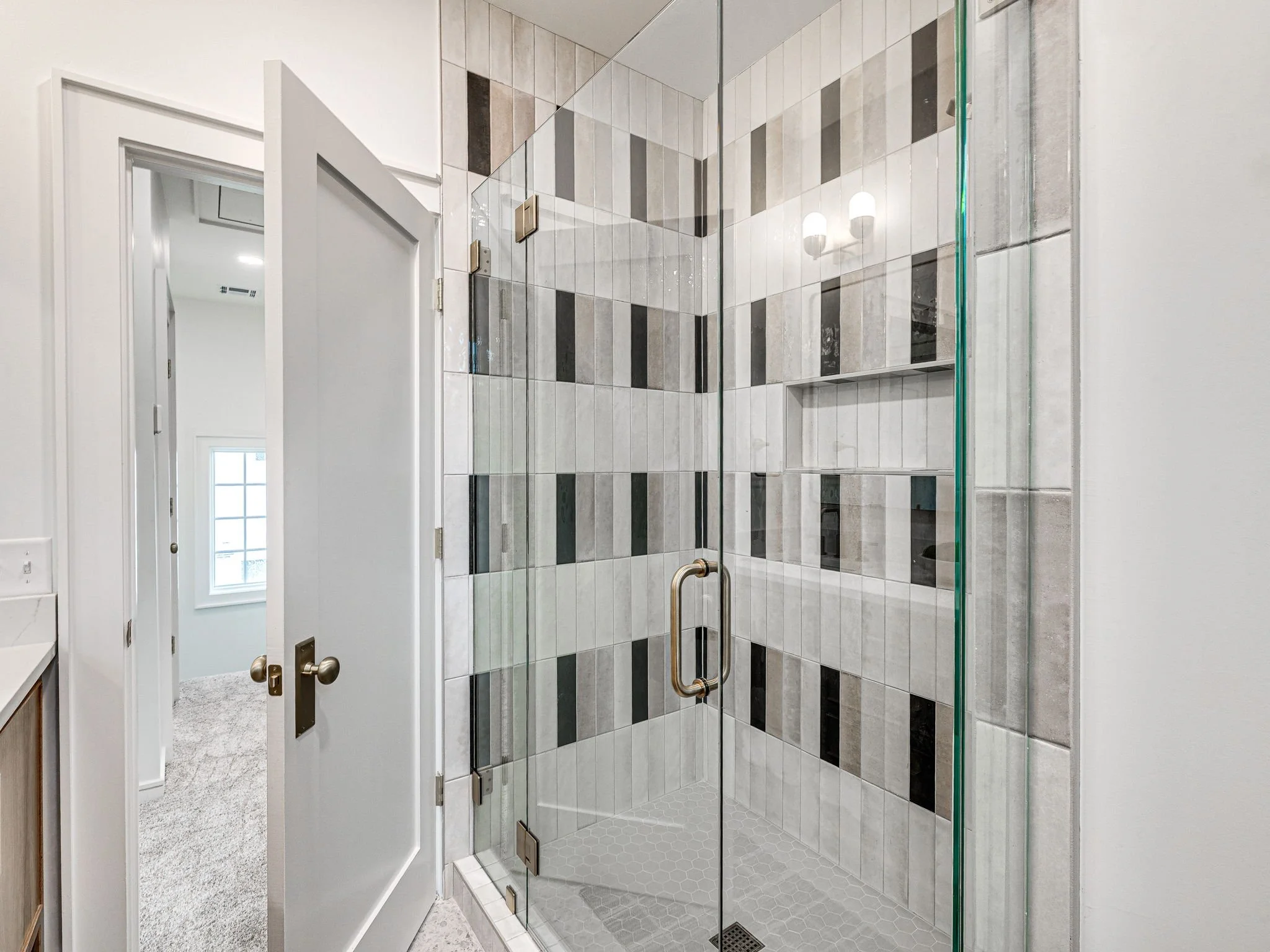 45-web-or-mls-62 Hill-45.jpg