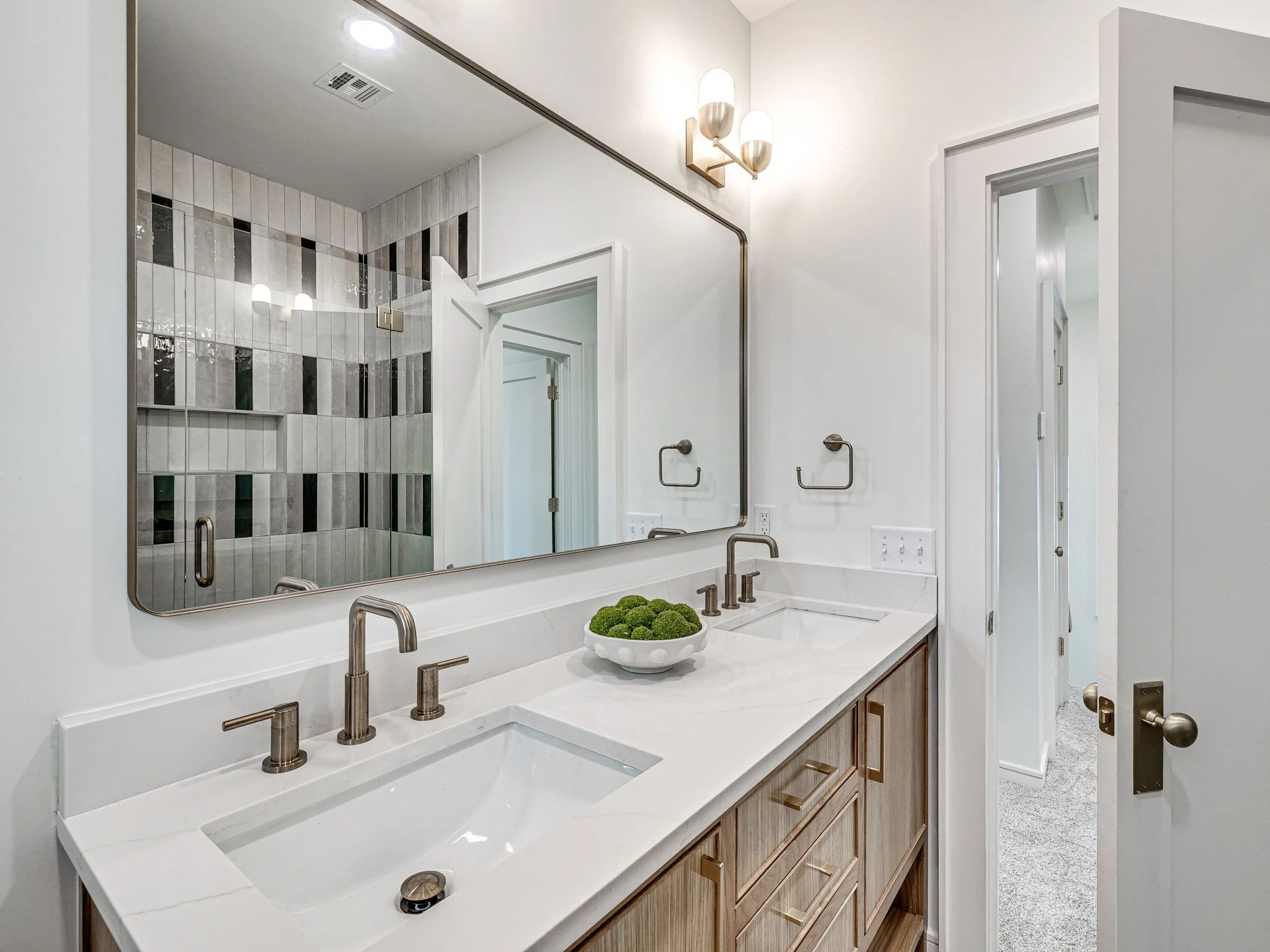 46-web-or-mls-62 Hill-46.jpg