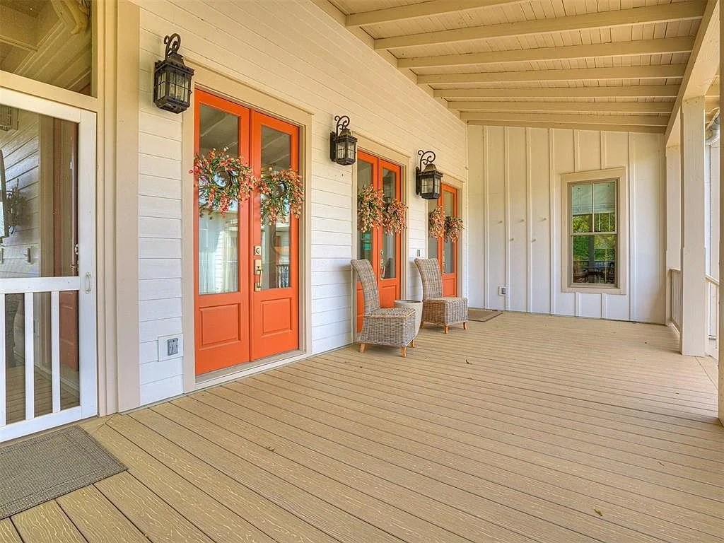 5th image of 82 Ridgeline Rd.jpg