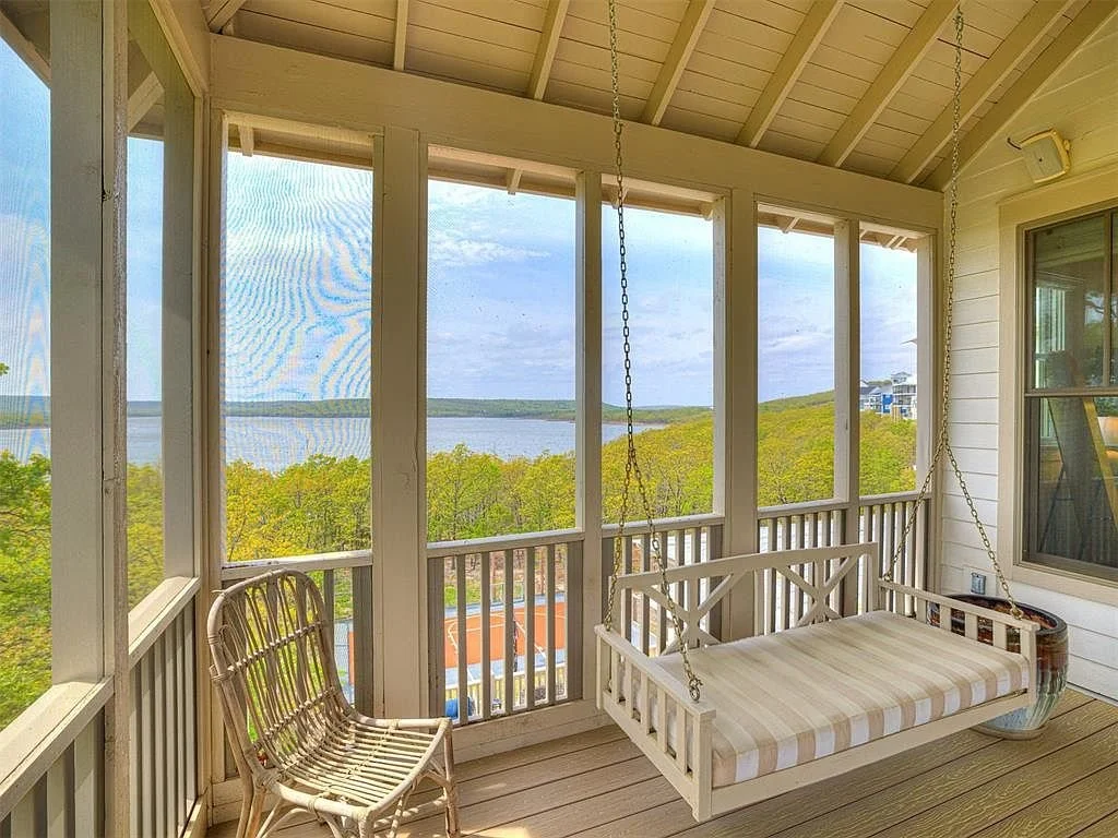 8th image of 82 Ridgeline Rd.jpg