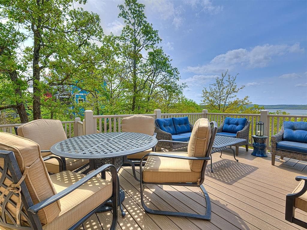 11th image of 82 Ridgeline Rd.jpg