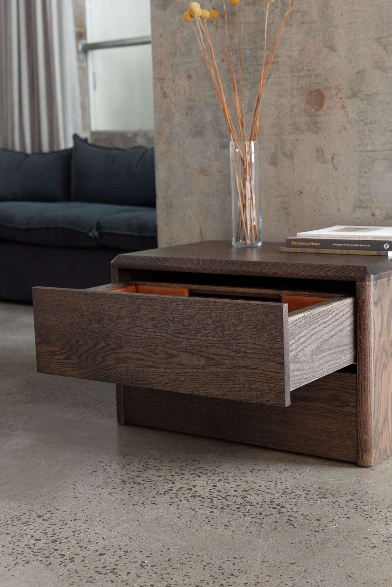 FortBedsideTable-LKA07034.jpg