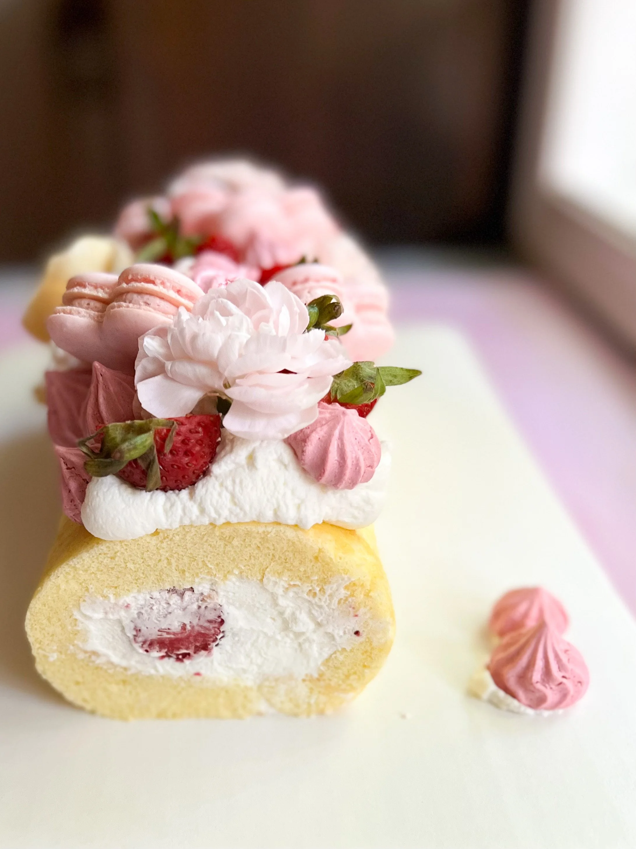 StrawberryRoulade.JPG
