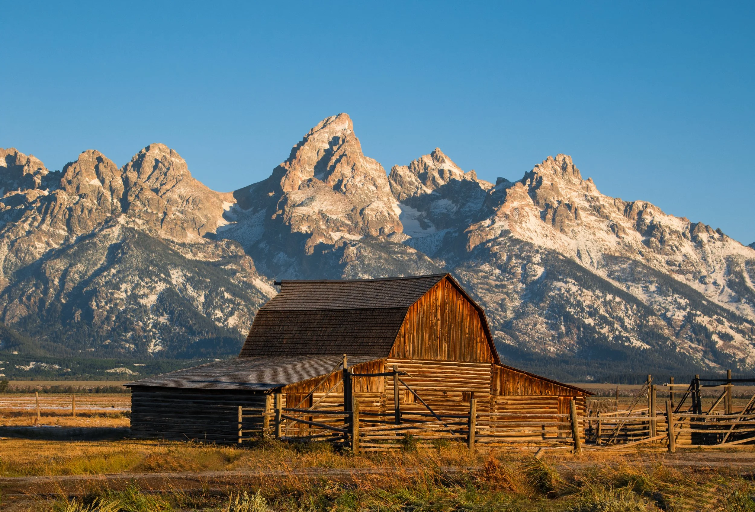 Red barn.jpg