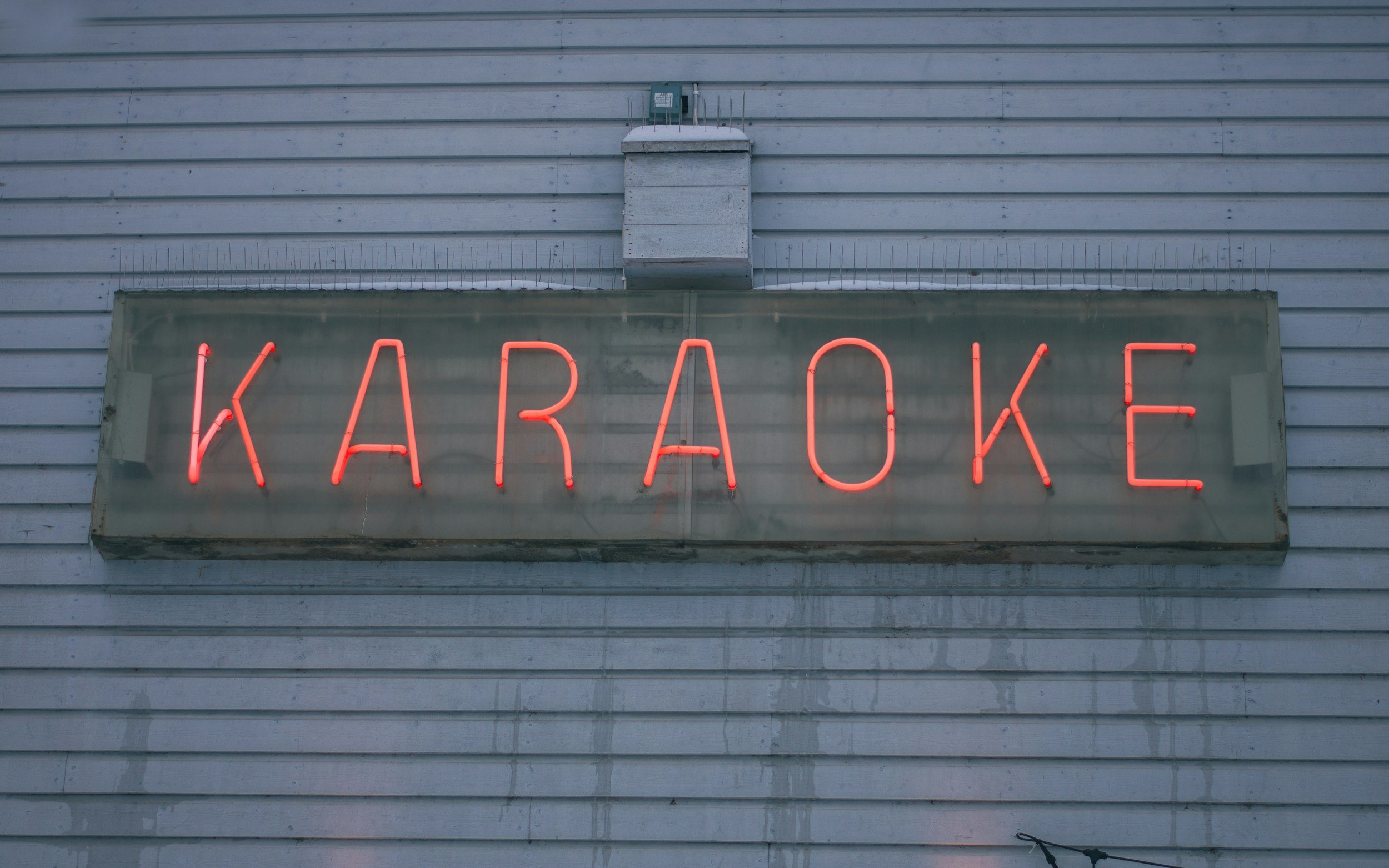 Karaoke in the Pub