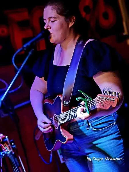 Molly Roisin in the Pub