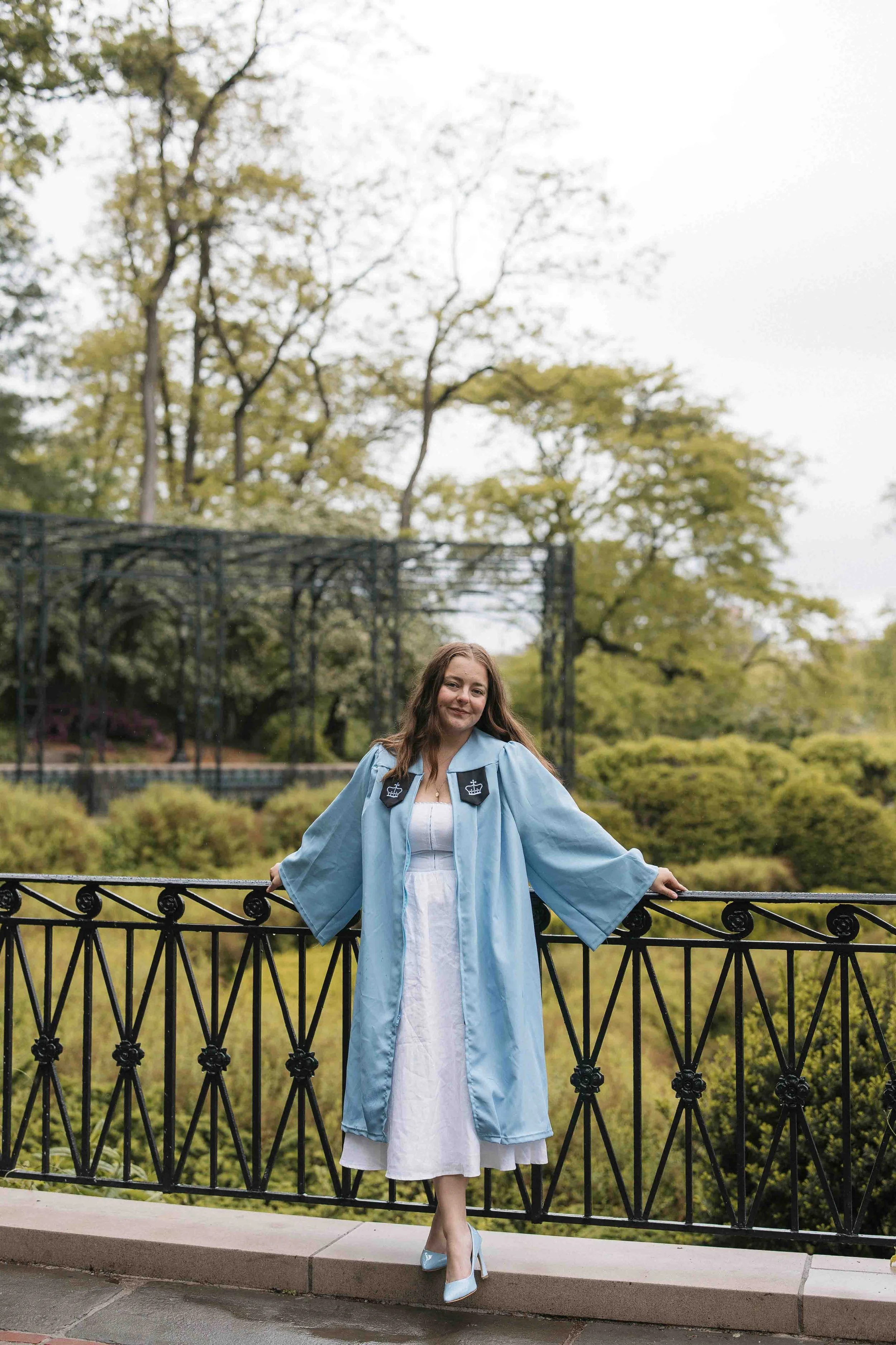 Evelyn VanNess Grad Photos_11.jpg