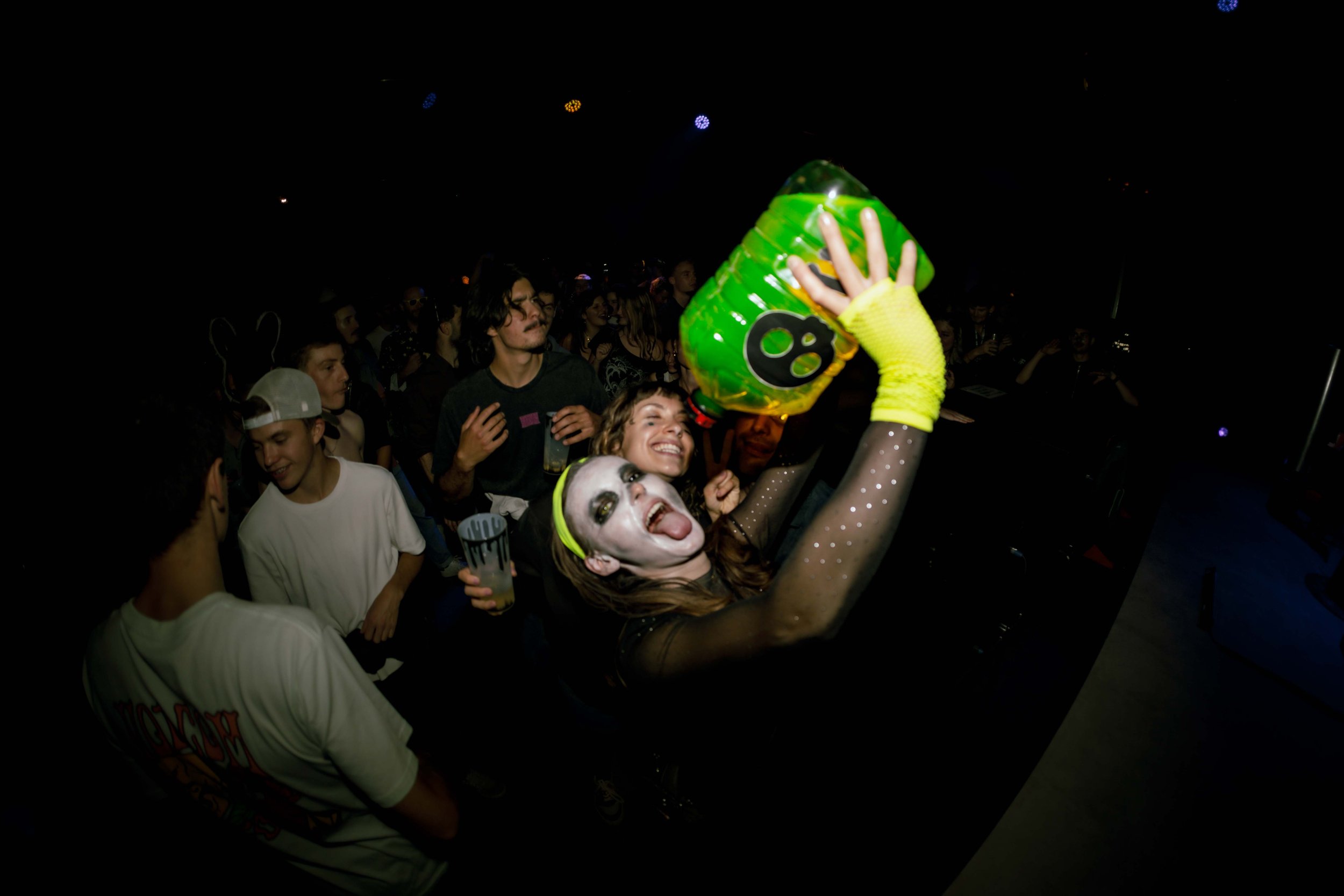 Darkside events_soirée_Hautes-alpes_Hollow.jpg