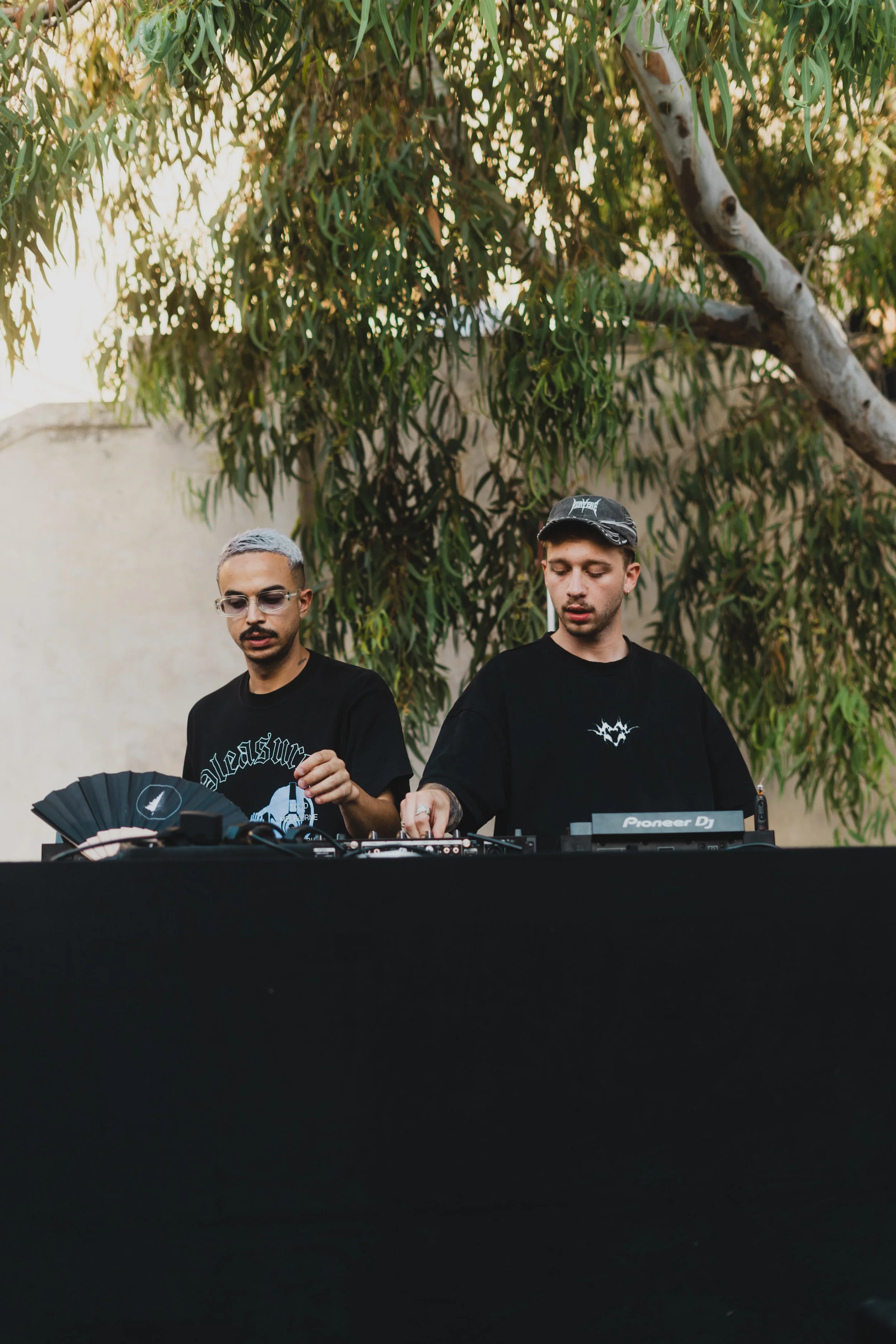 dj-peaksou-manil-citadelle-marseille.jpg