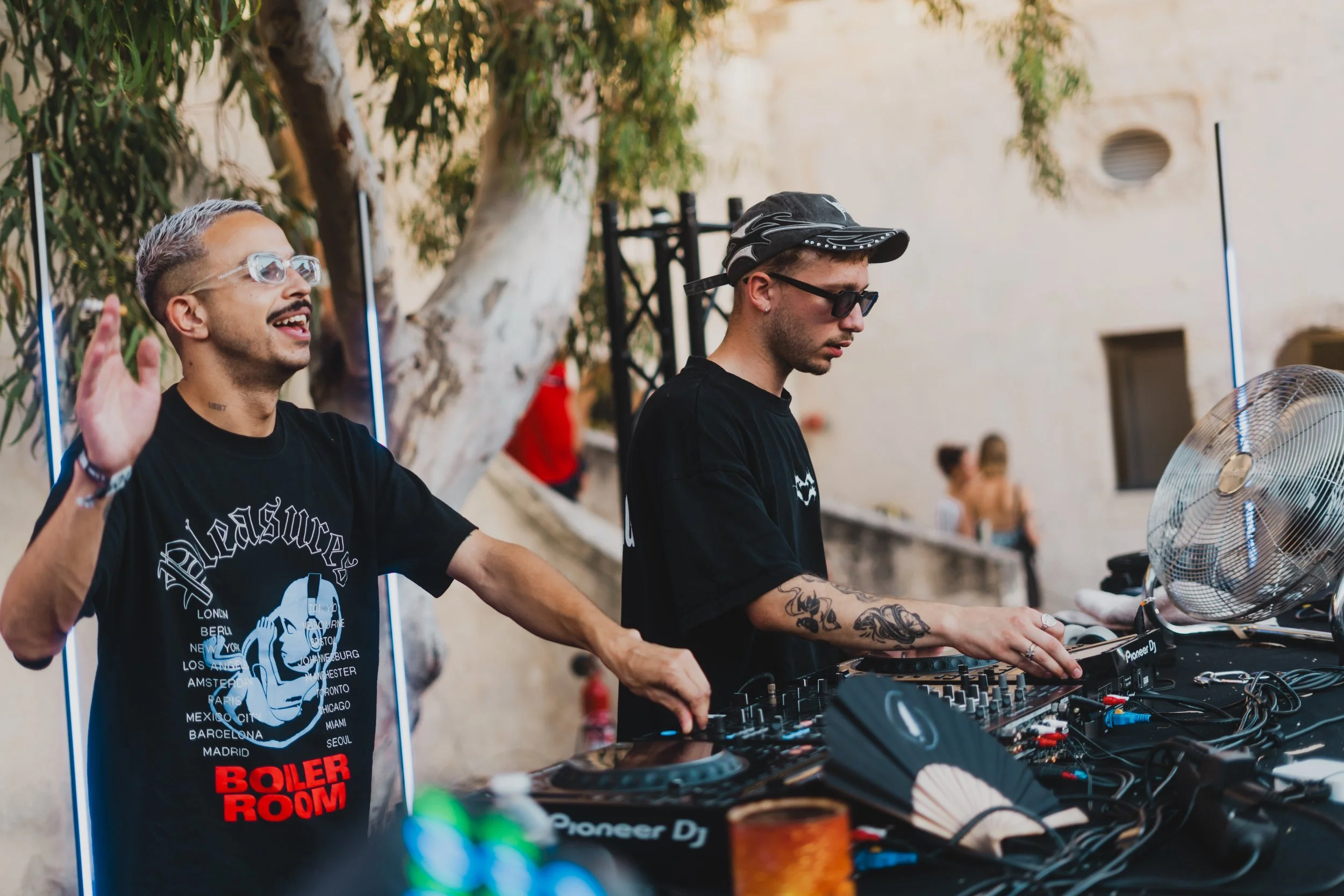 dj-peaksou-manil-citadelle-marseille.jpg