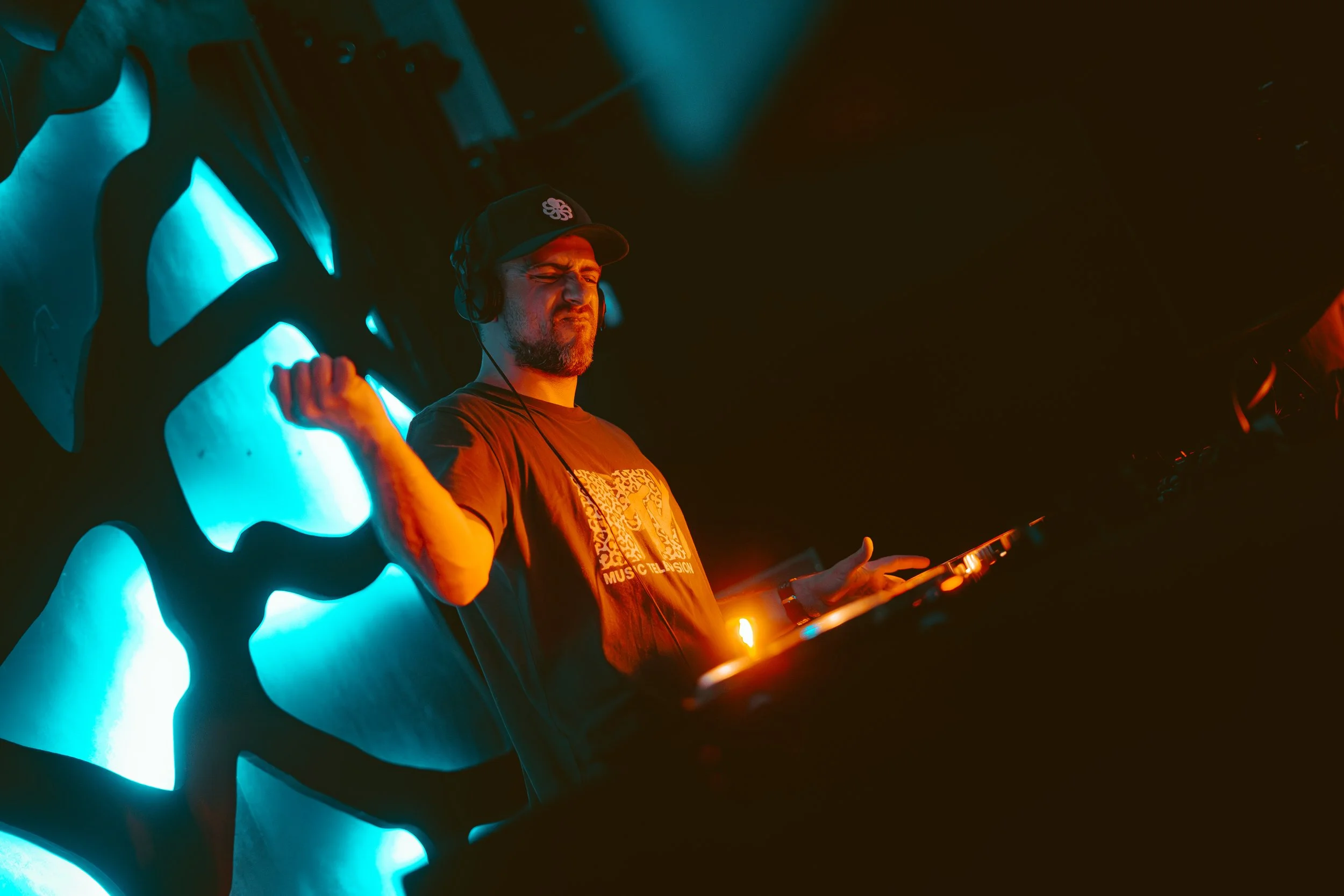 dj-unstatic-pulse-absolem-marseille.jpg