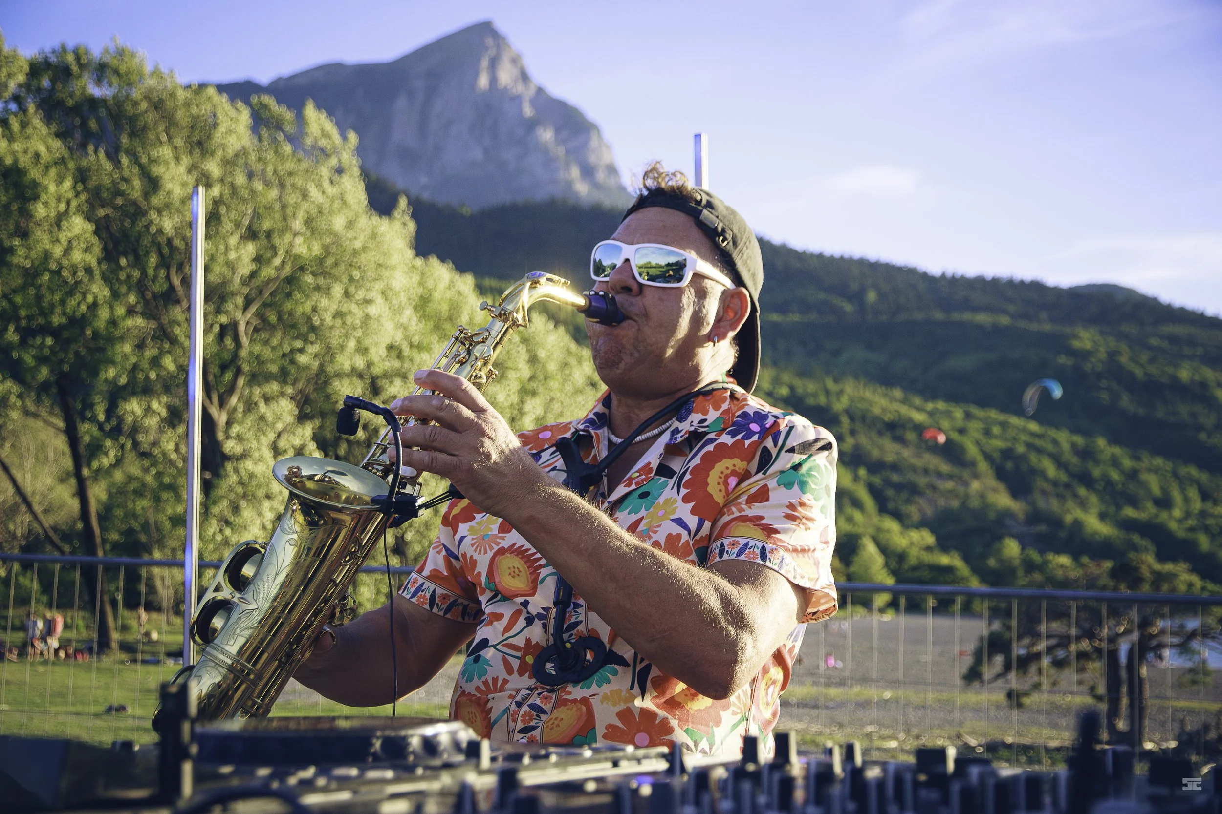 Close The lake - Soul Catcher - 05-09-26 -19.jpg