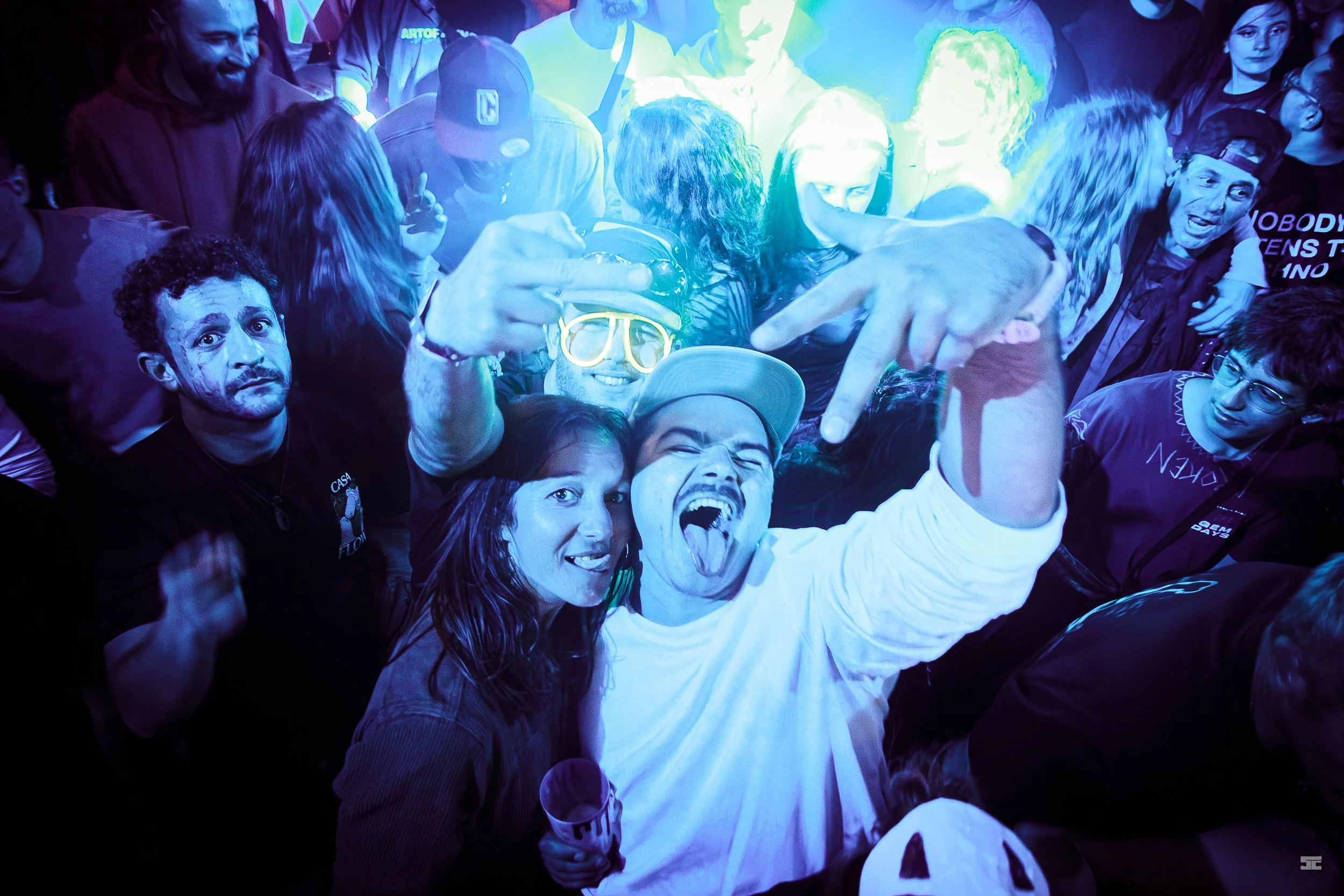 Darkside events_soirée_Hautes-alpes_Hollow.jpg