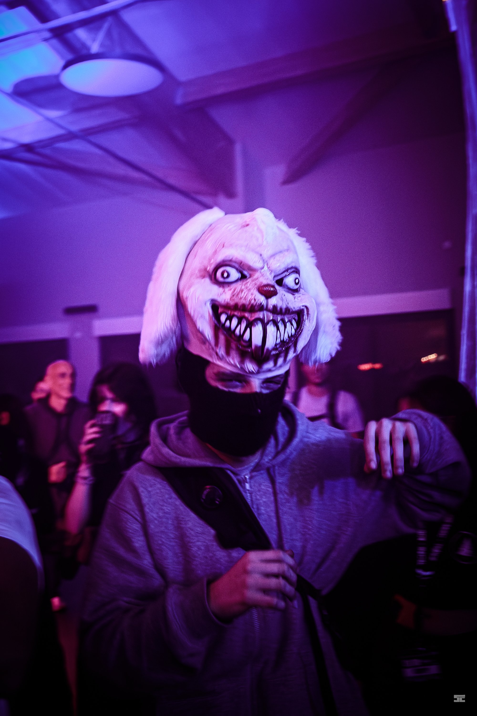 Darkside events_soirée_Hautes-alpes_Hollow.jpg