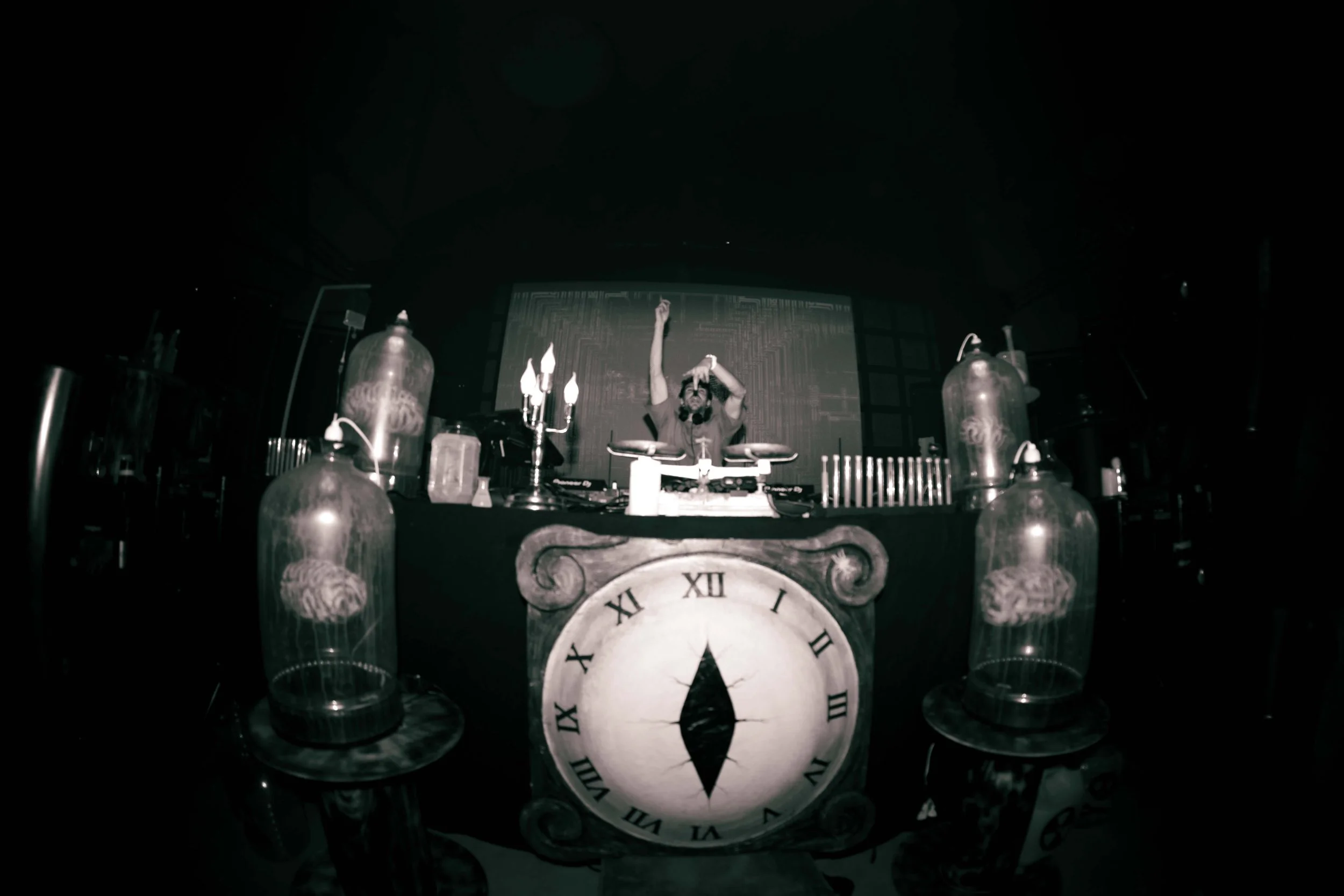 Dj_Darkside events_soirée_Hautes-alpes_Hollow.jpg