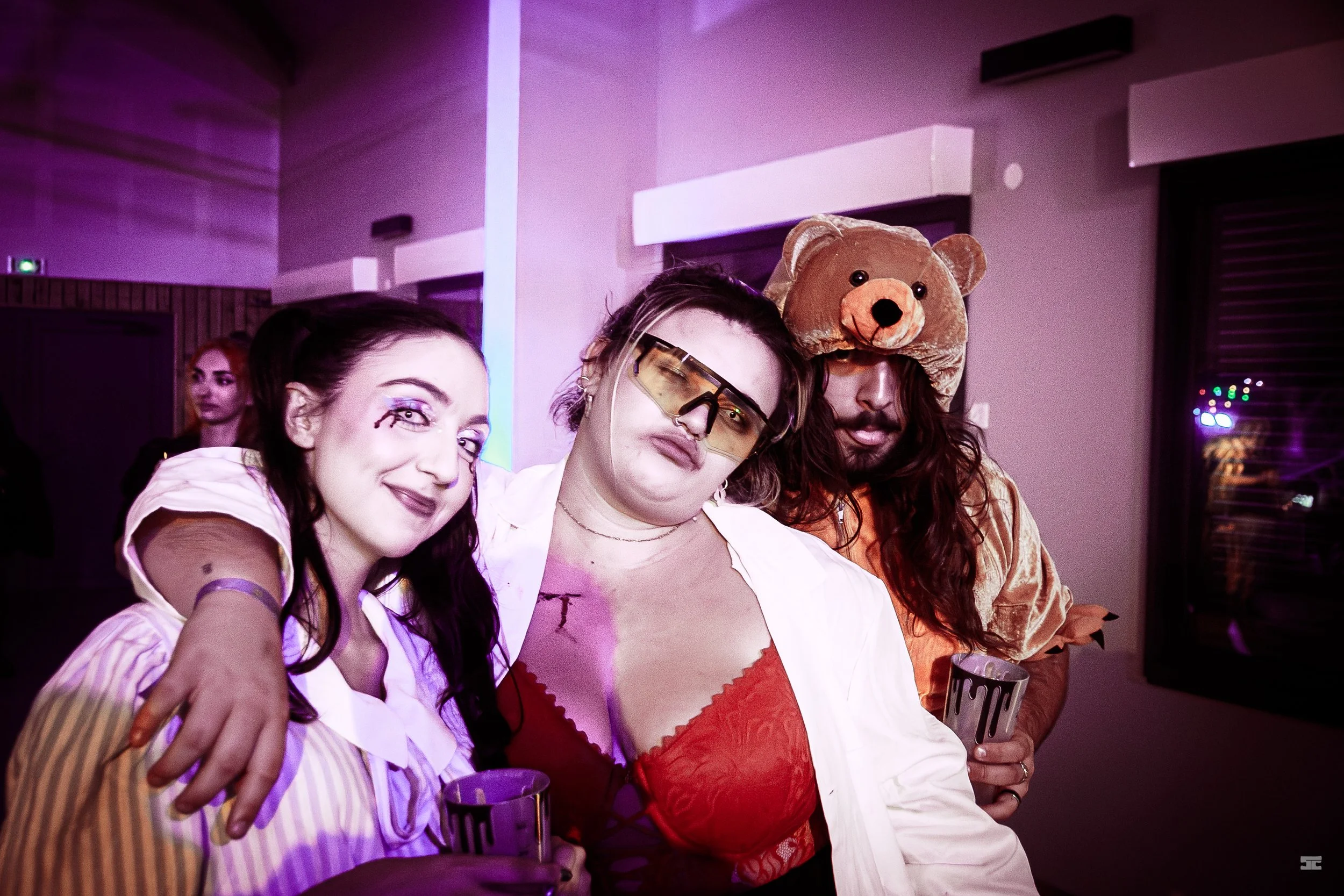 Darkside events_soirée_Hautes-alpes_Hollow.jpg